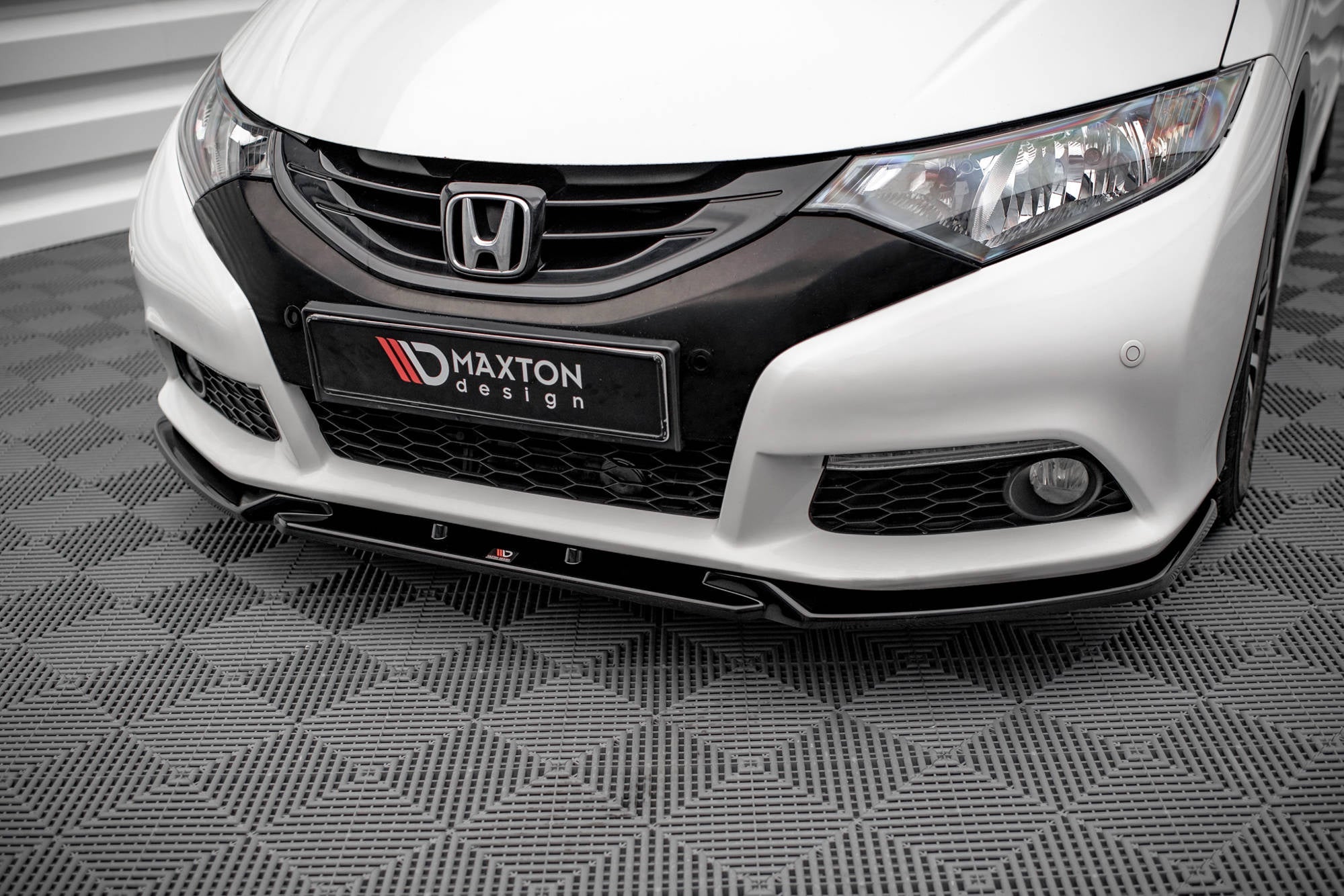 Maxton Design Splitter delantero V.2 para Honda Civic Mk9 - imagen 2