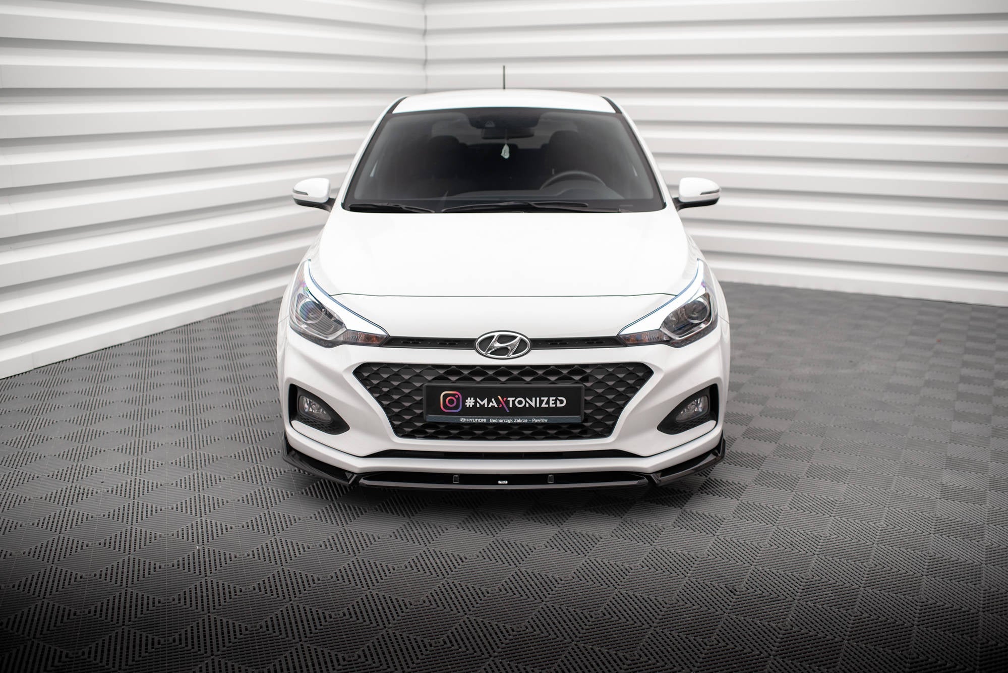 Maxton Design Splitter delantero V.2 para Hyundai I20 Mk2 Facelift - imagen 2