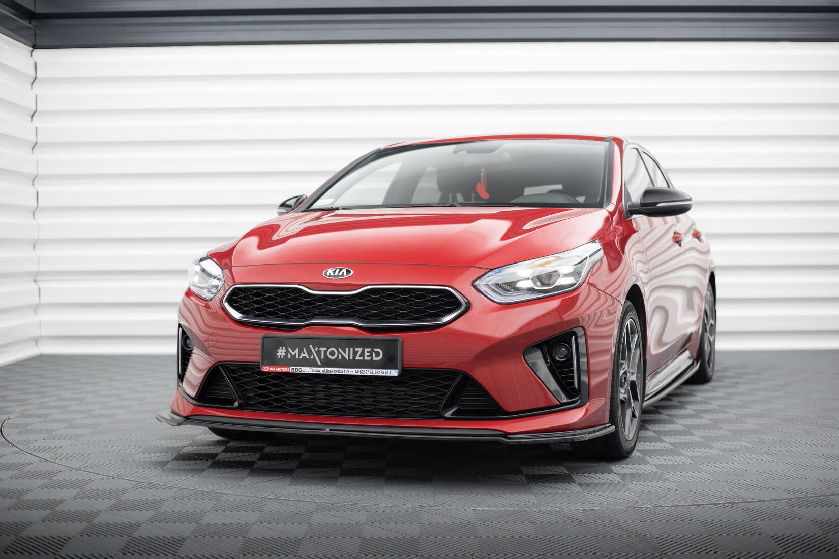 Maxton Design Splitter delantero V.2 para Kia Ceed GT / GT-Line Mk3 / Proceed Mk1 - imagen 1