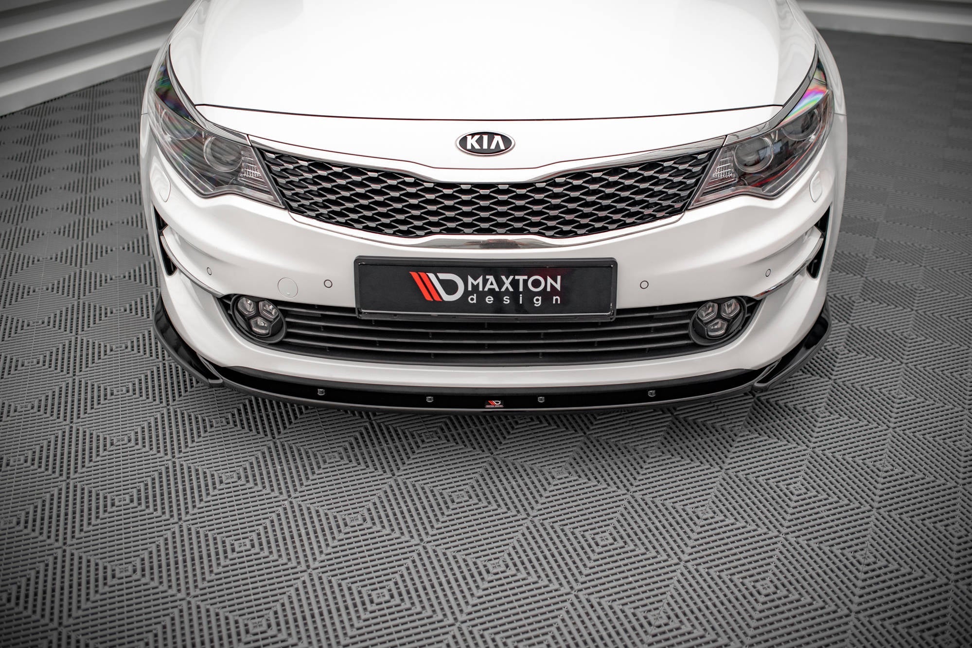 Maxton Design Splitter delantero V.2 para Kia Optima Mk4 - imagen 2