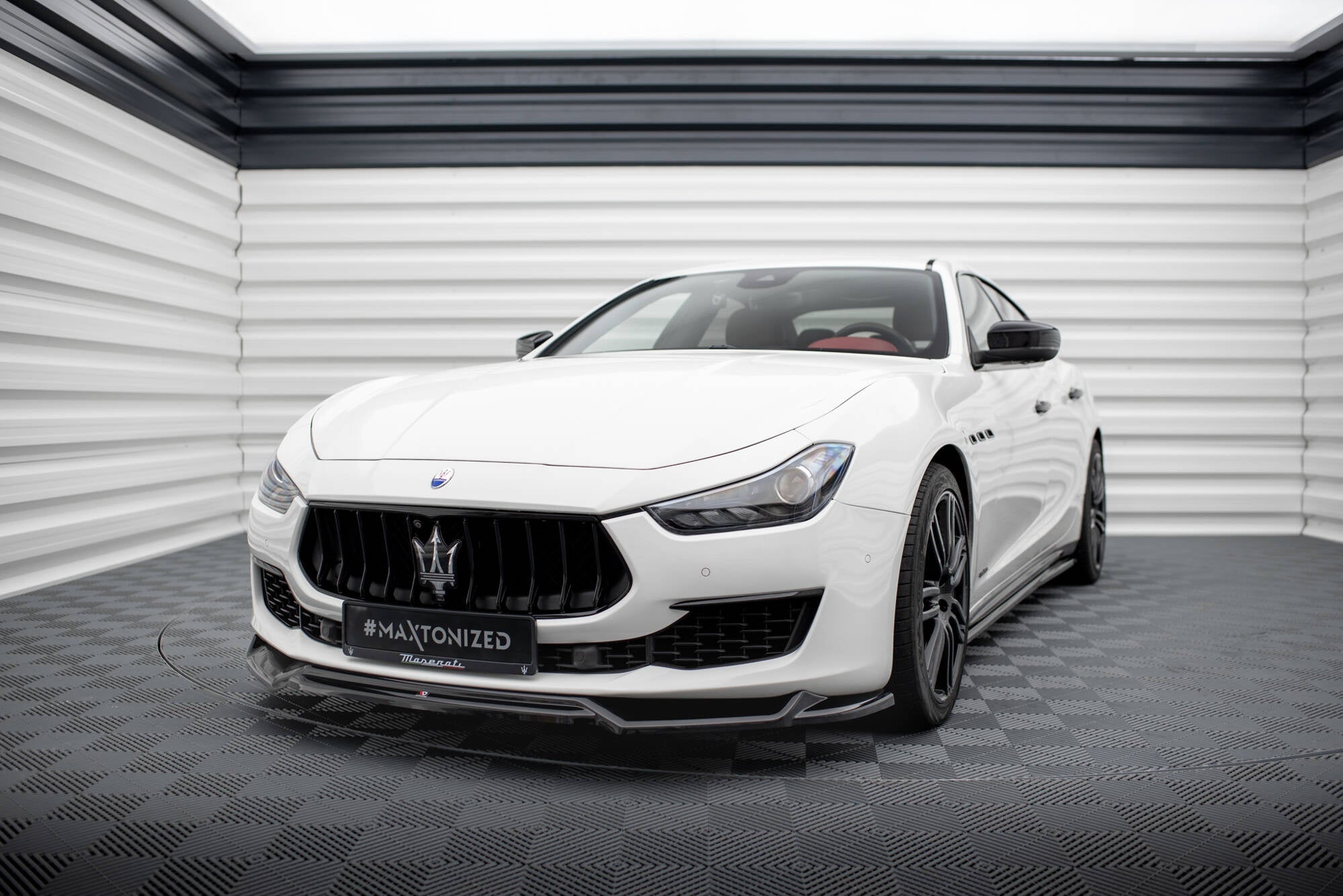 Maxton Design Splitter delantero V.2 para Maserati Ghibli Mk3 Facelift - imagen 1