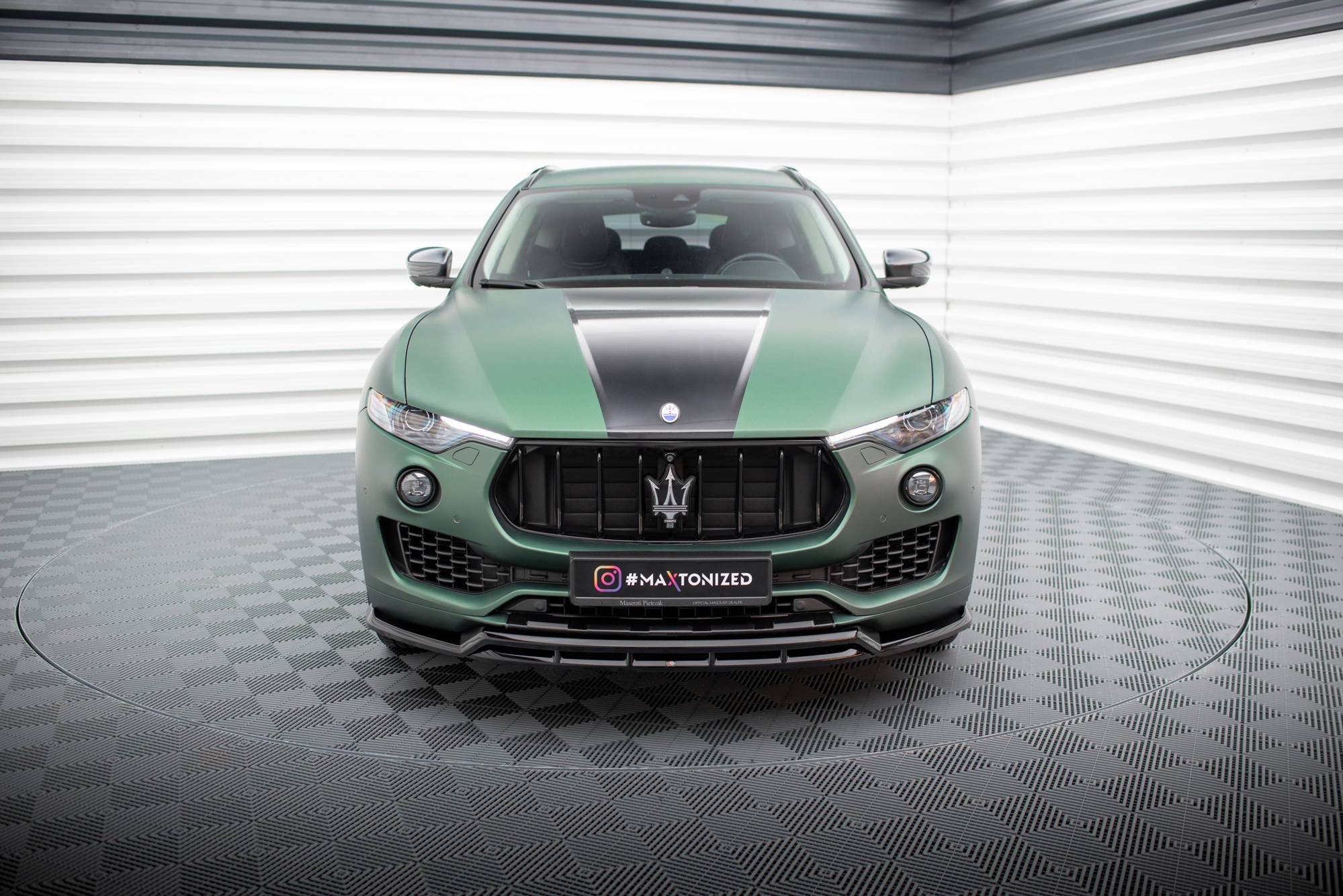 Maxton Design Splitter delantero V.2 para Maserati Levante Mk1 - imagen 2