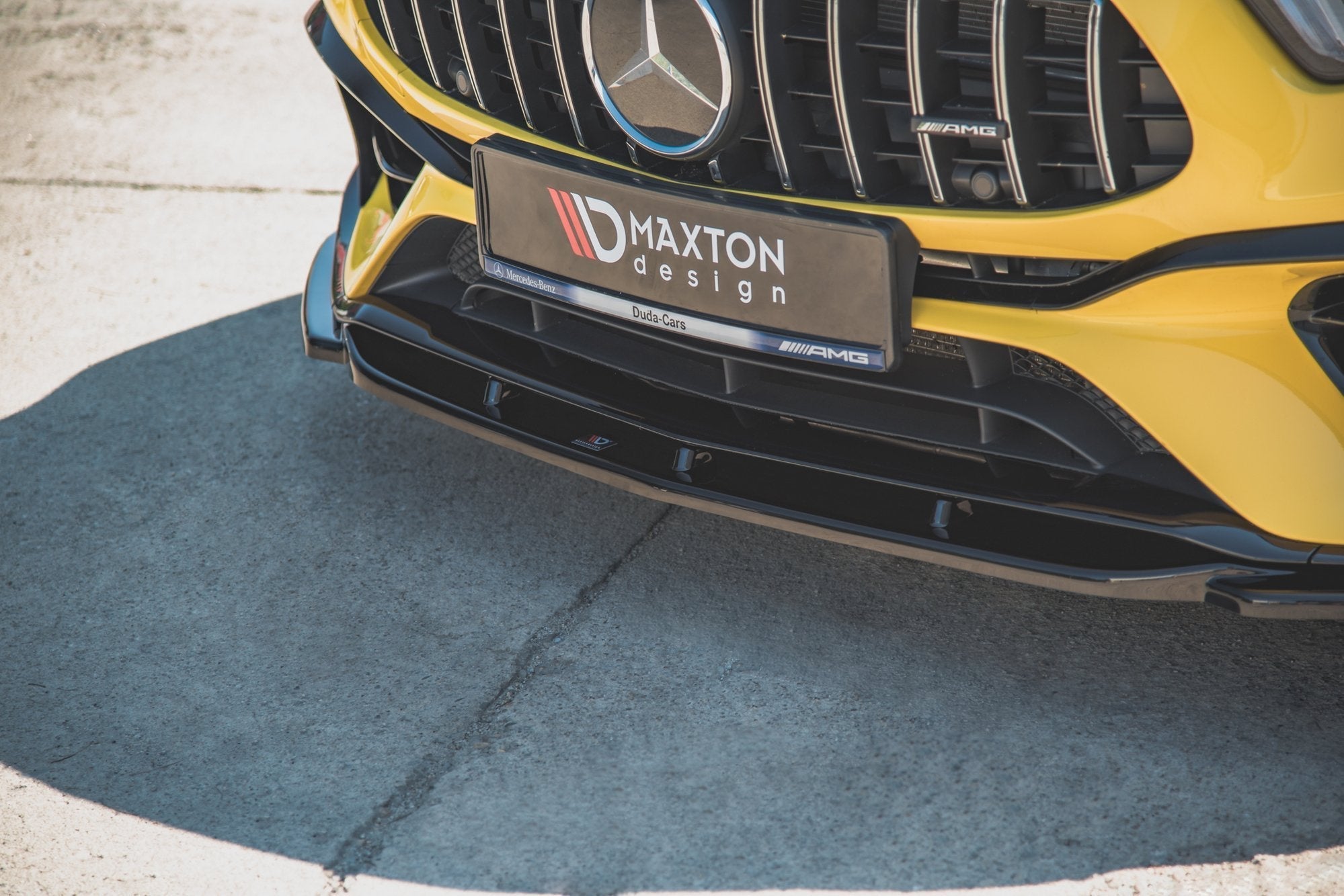 Maxton Design Splitter delantero V.2 para Mercedes-AMG A 45 S Aero Pack W177 - imagen 4