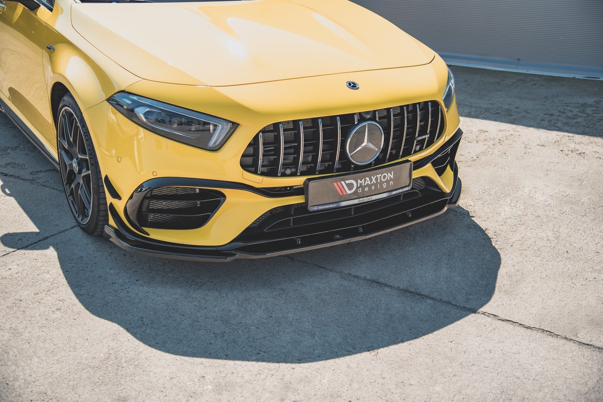 Maxton Design Splitter delantero V.2 para Mercedes-AMG A 45 S Aero Pack W177 - imagen 1