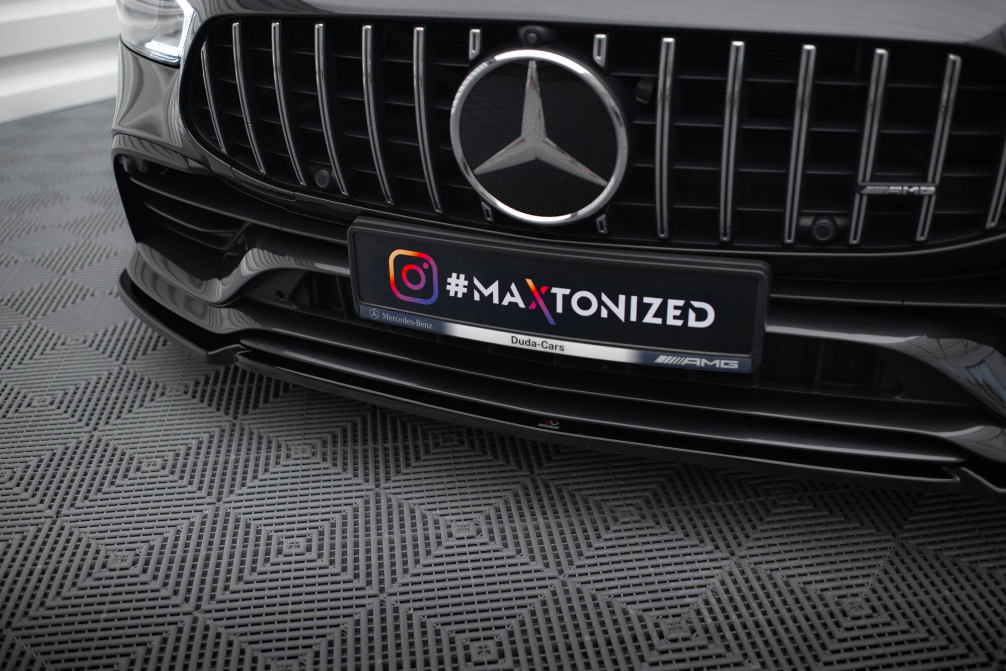 Maxton Design Splitter delantero V.2 para Mercedes-AMG GT 53 4-Door Coupe X290 - imagen 3