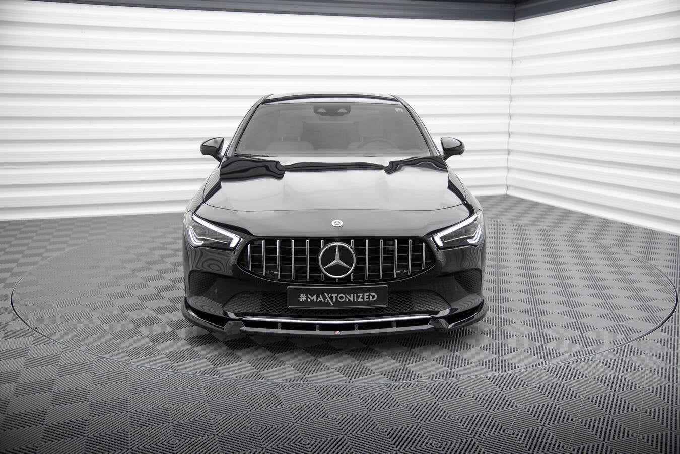 Maxton Design Splitter delantero V.2 para Mercedes-Benz CLA C118 - imagen 2