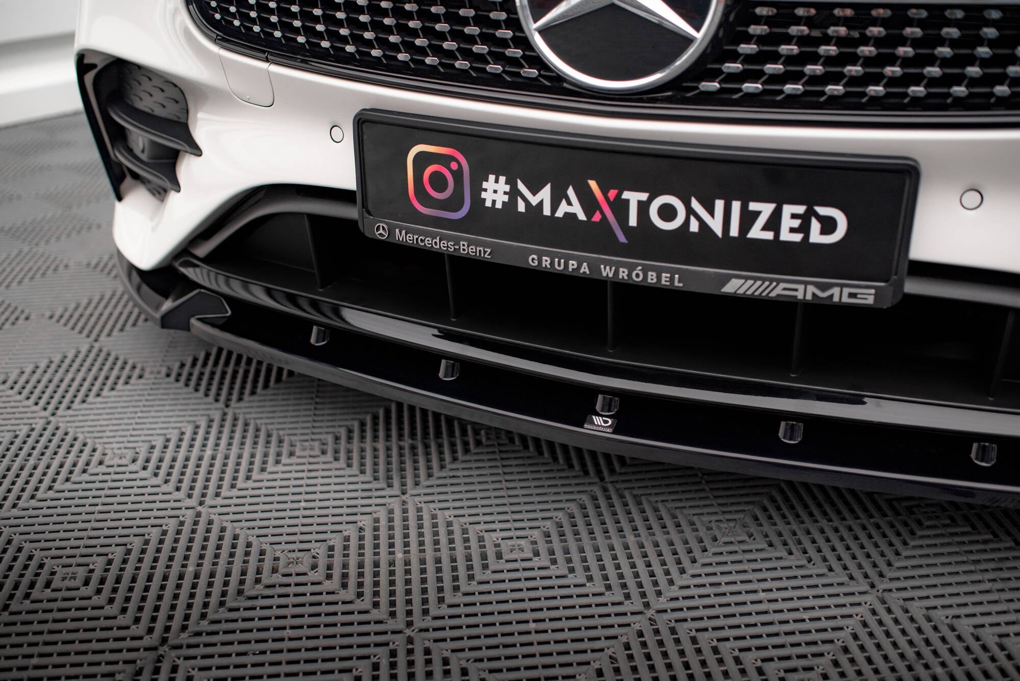 Maxton Design Splitter delantero V.2 para Mercedes-Benz E-Class W213 Coupe Facelift (C238 Facelift) / Cabriolet (A238 Facelift) AMG-Line / 53 AMG - imagen 3