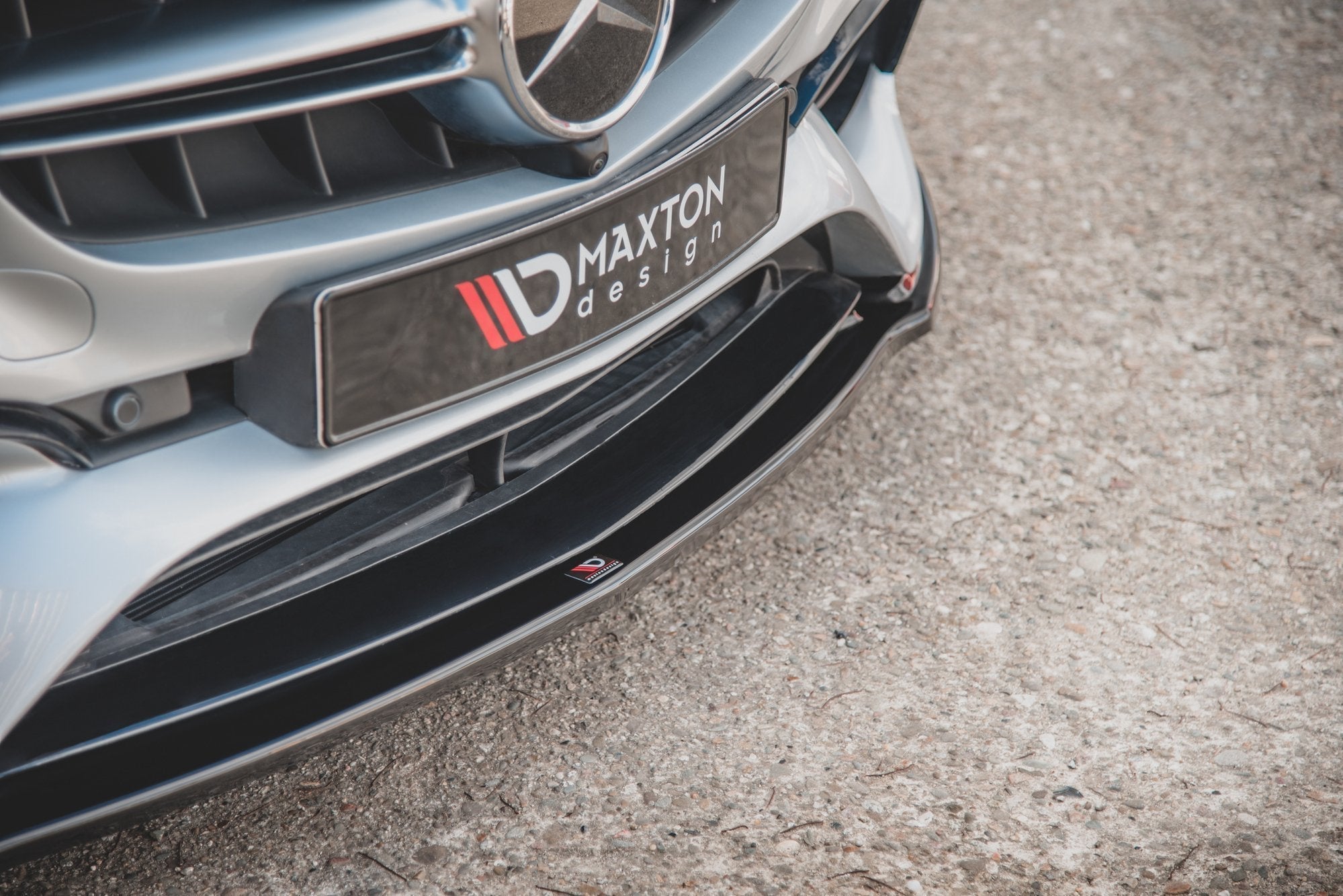 Maxton Design Splitter delantero V.2 para Mercedes-Benz E63 AMG Estate/Sedan S213/W213 - imagen 4