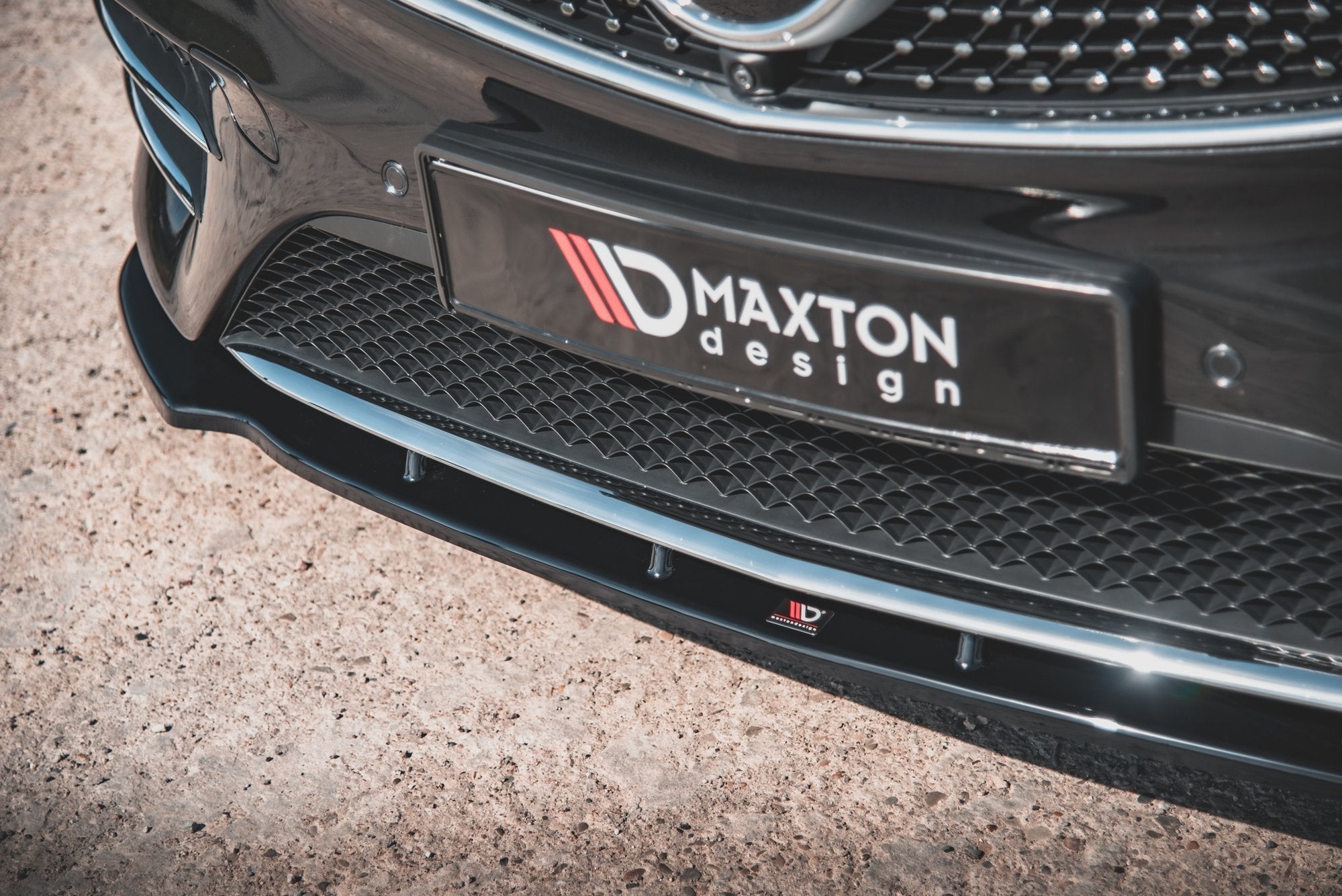Maxton Design Splitter delantero V.2 para Mercedes-Benz V-Class AMG-Line W447 - imagen 4