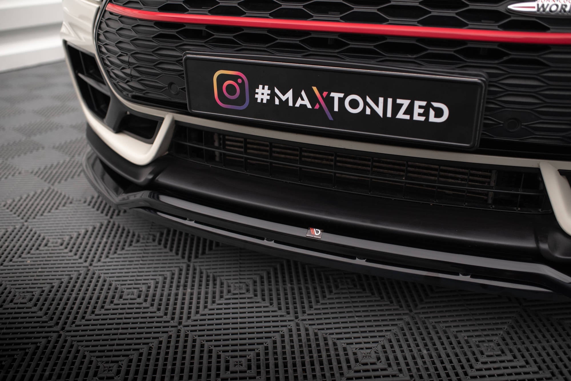 Maxton Design Splitter delantero V.2 para Mini Cooper Clubman John Cooper Works F54 Facelift - imagen 3
