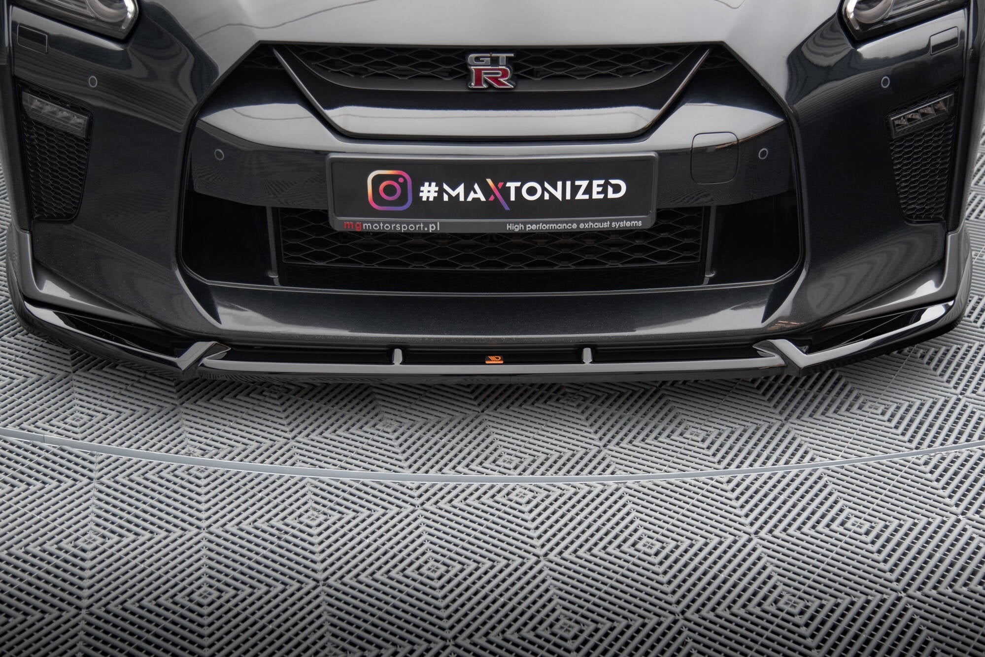 Maxton Design Splitter delantero V.2 para Nissan GTR R35 Facelift - imagen 3