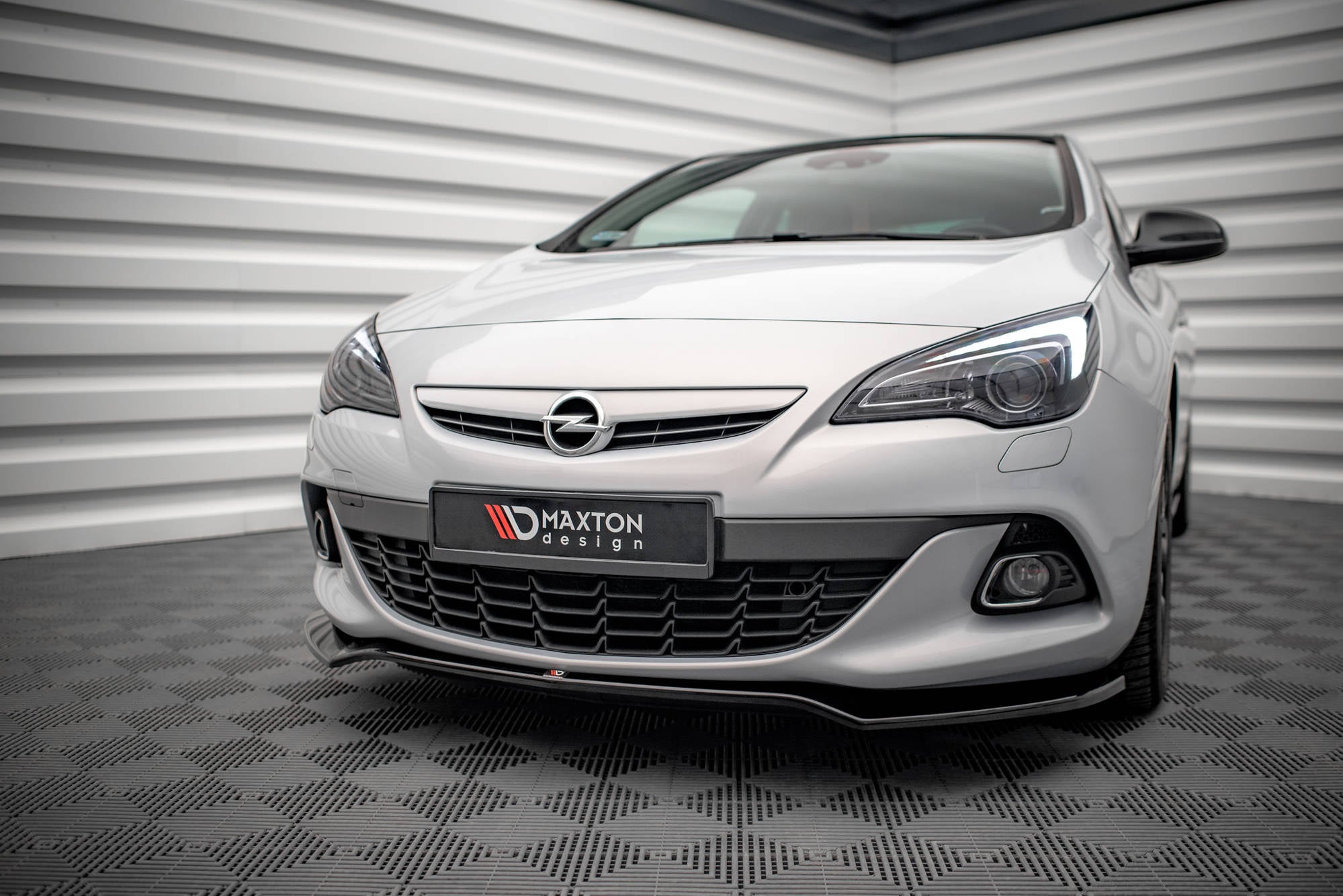 Maxton Design Splitter delantero V.2 para Opel Astra GTC OPC-Line J - imagen 1