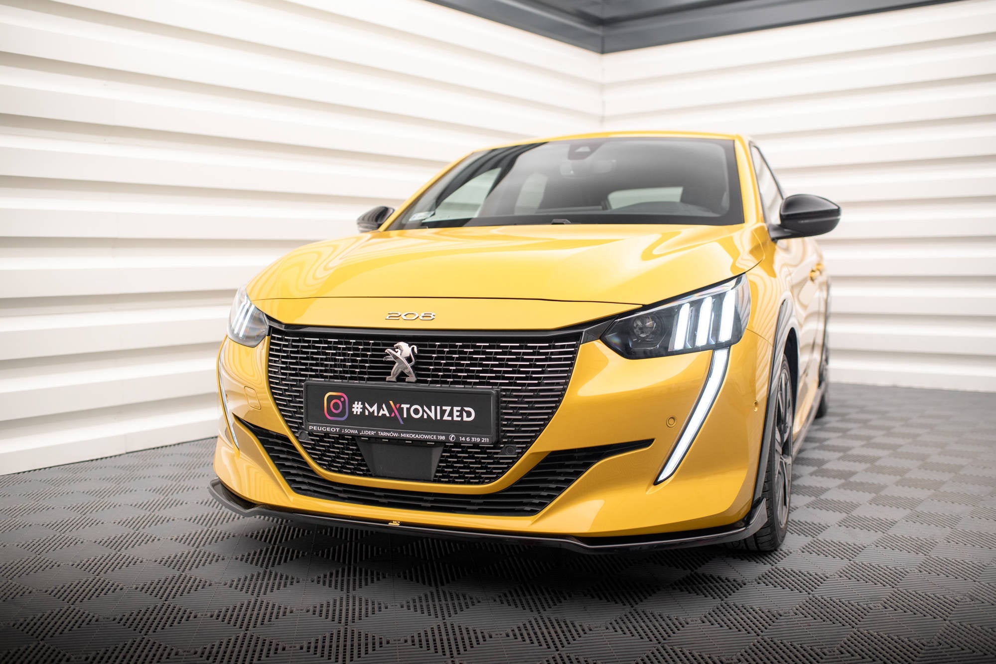Maxton Design Splitter delantero V.2 para Peugeot 208 GT Mk2 - imagen 1