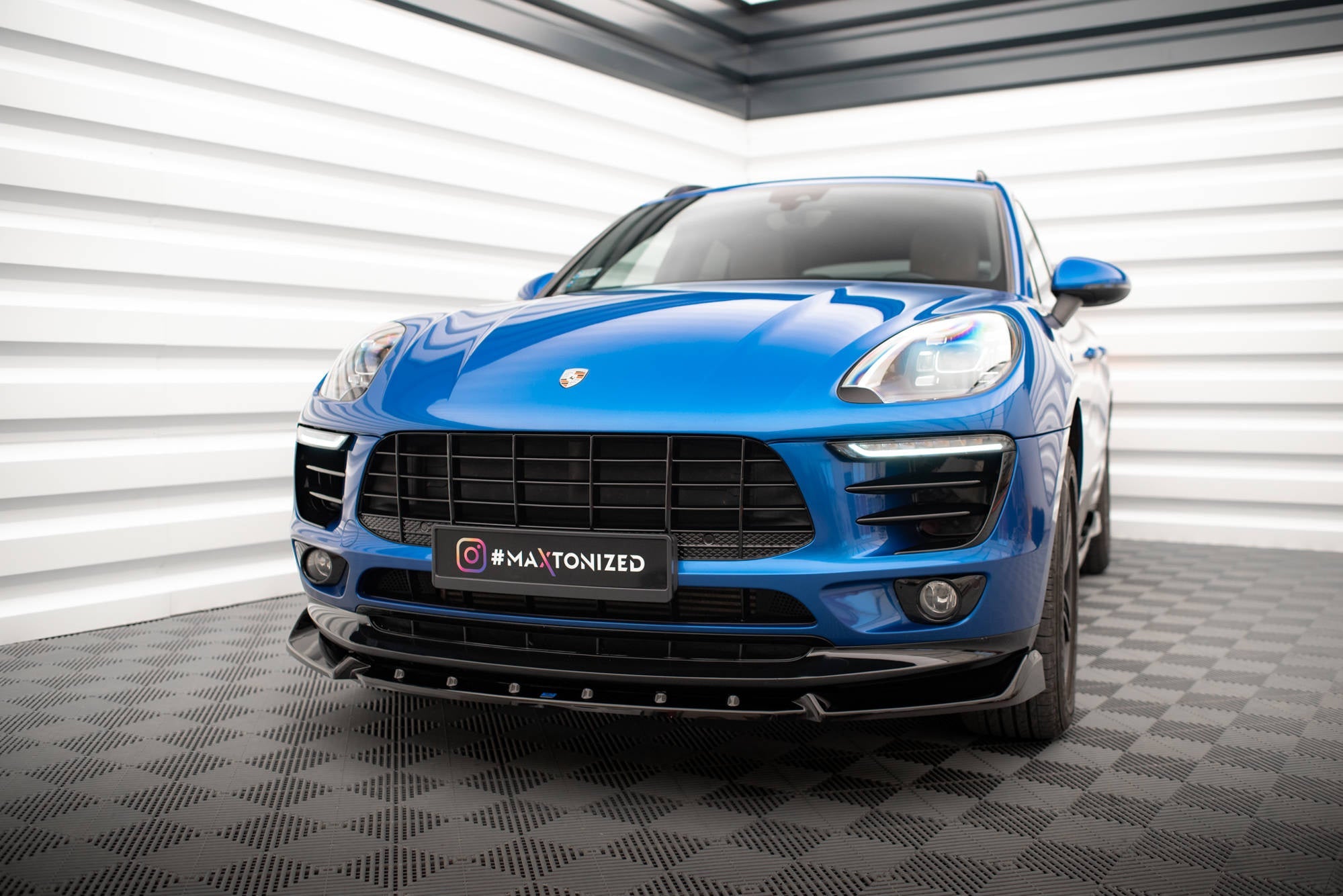 Maxton Design Splitter delantero V.2 para Porsche Macan Mk1 - imagen 1
