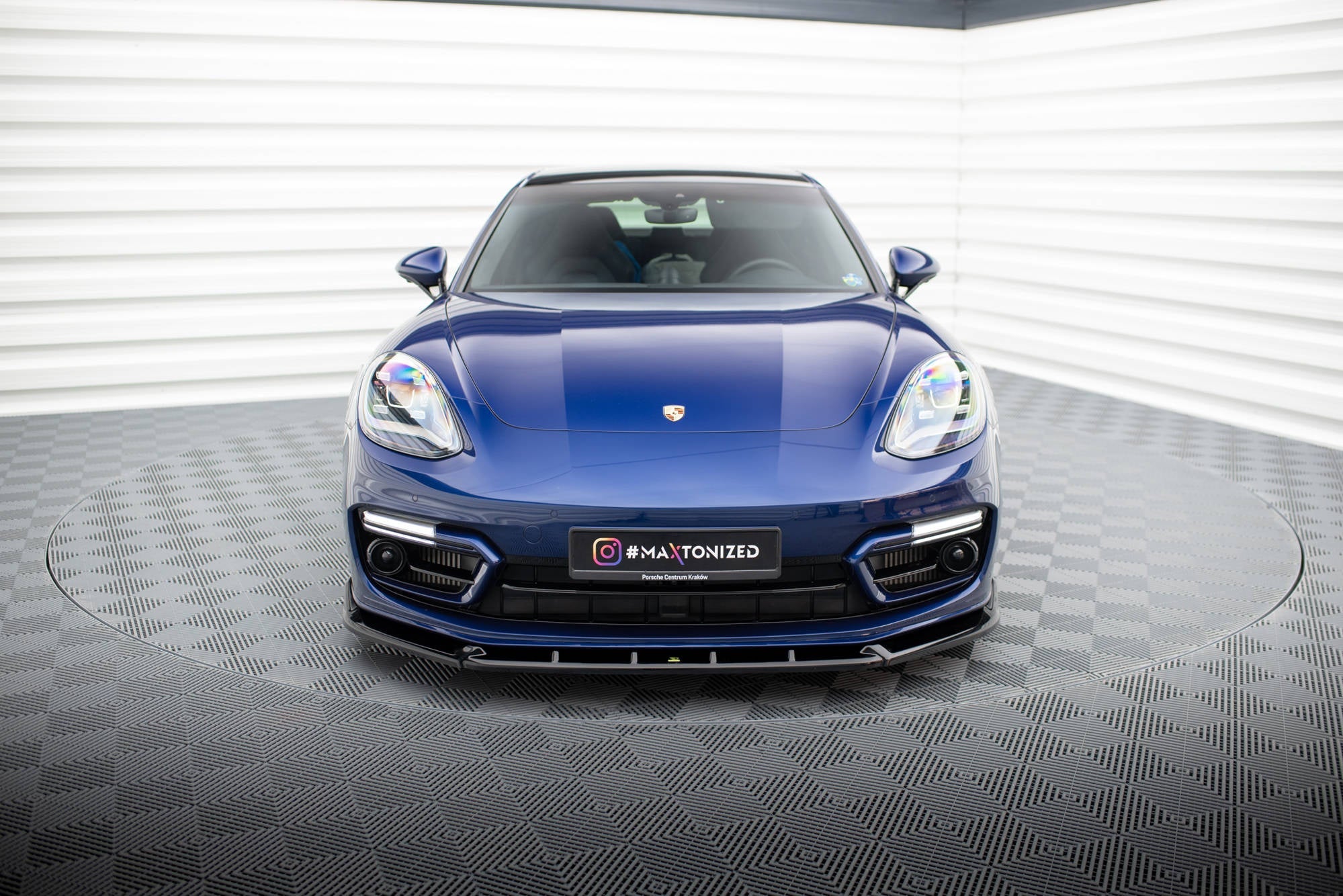 Maxton Design Splitter delantero V.2 para Porsche Panamera E-Hybrid 971 Facelift - imagen 2
