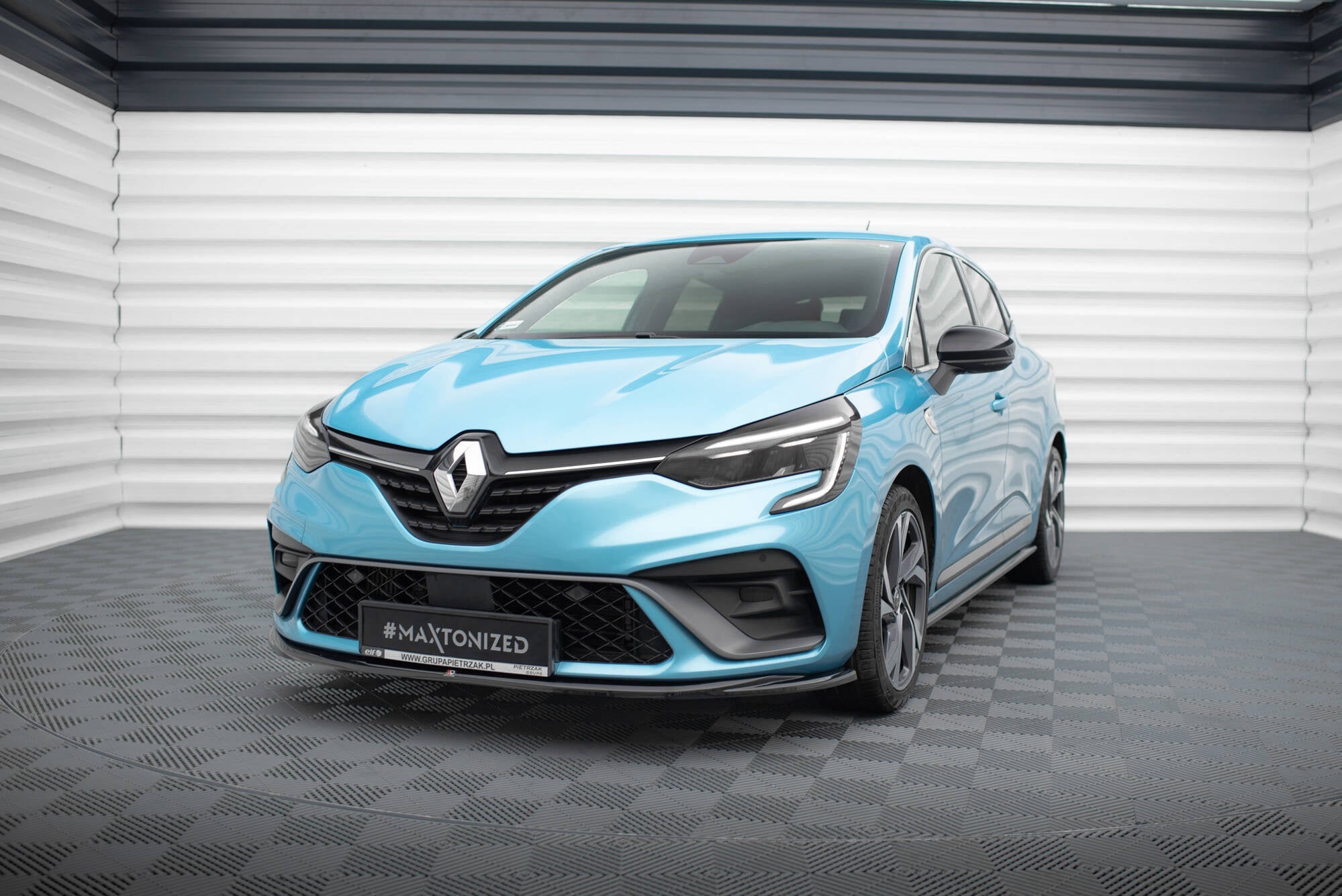 Maxton Design Splitter delantero V.2 para Renault Clio R.S. Line Mk5 - imagen 1