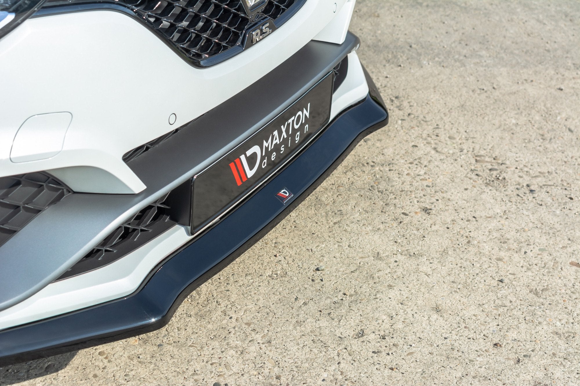 Maxton Design Splitter delantero V.2 para Renault Megane Mk4 RS - imagen 2