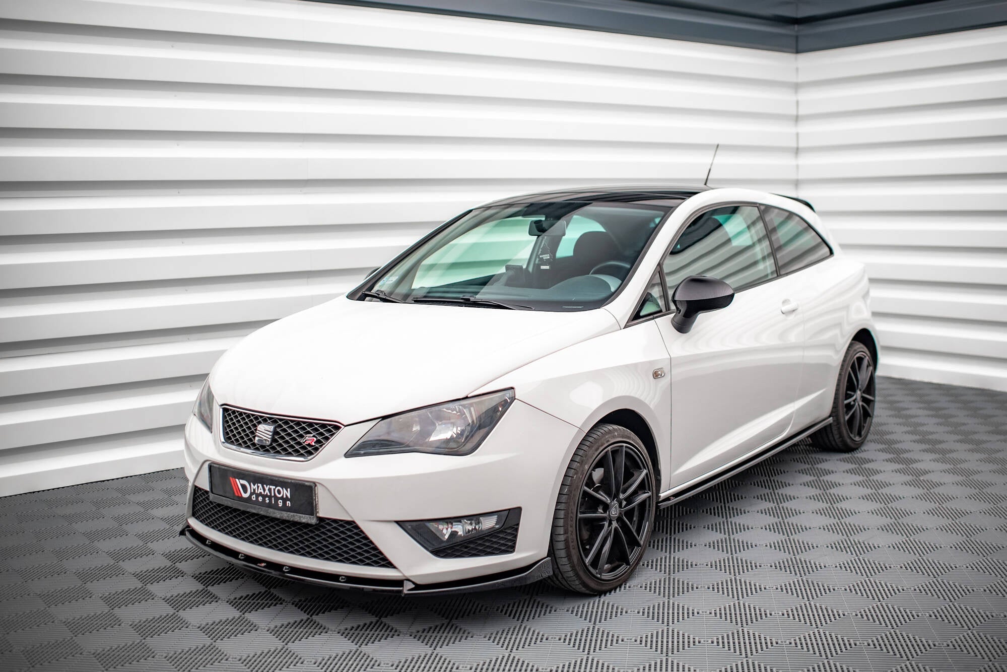 Maxton Design Splitter delantero V.2 para Seat Ibiza FR SC Mk4 Facelift - imagen 1
