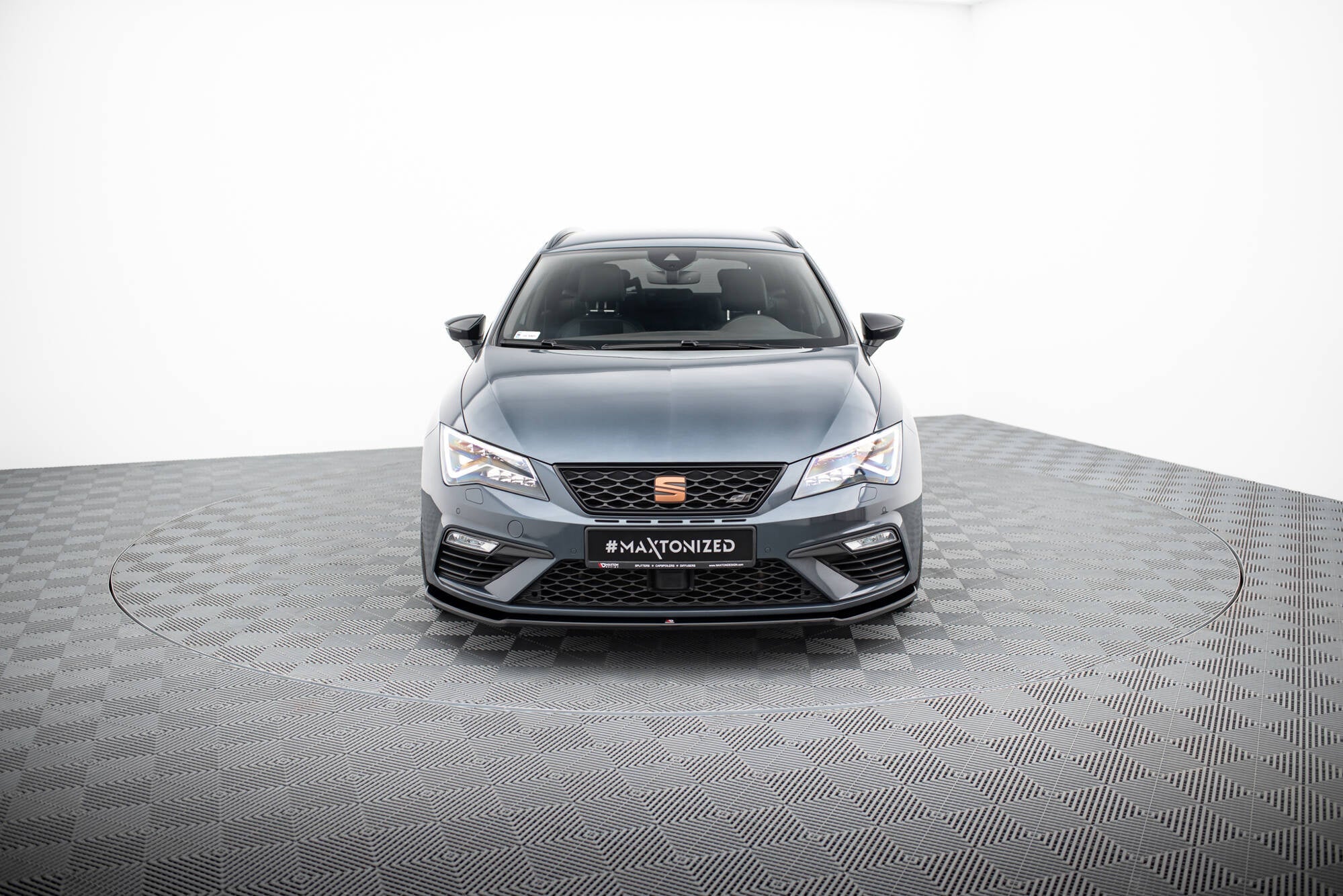 Maxton Design Splitter delantero V.2 para Seat Leon Cupra / FR Mk3 Facelift - imagen 2