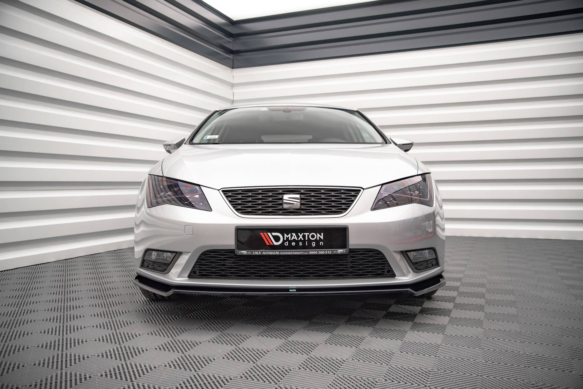 Maxton Design Splitter delantero V.2 para Seat Leon Mk3 - imagen 2