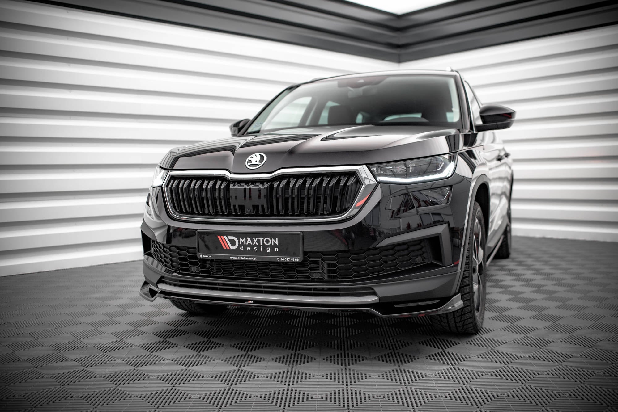Maxton Design Splitter delantero V.2 para Skoda Kodiaq Mk1 Facelift - imagen 1