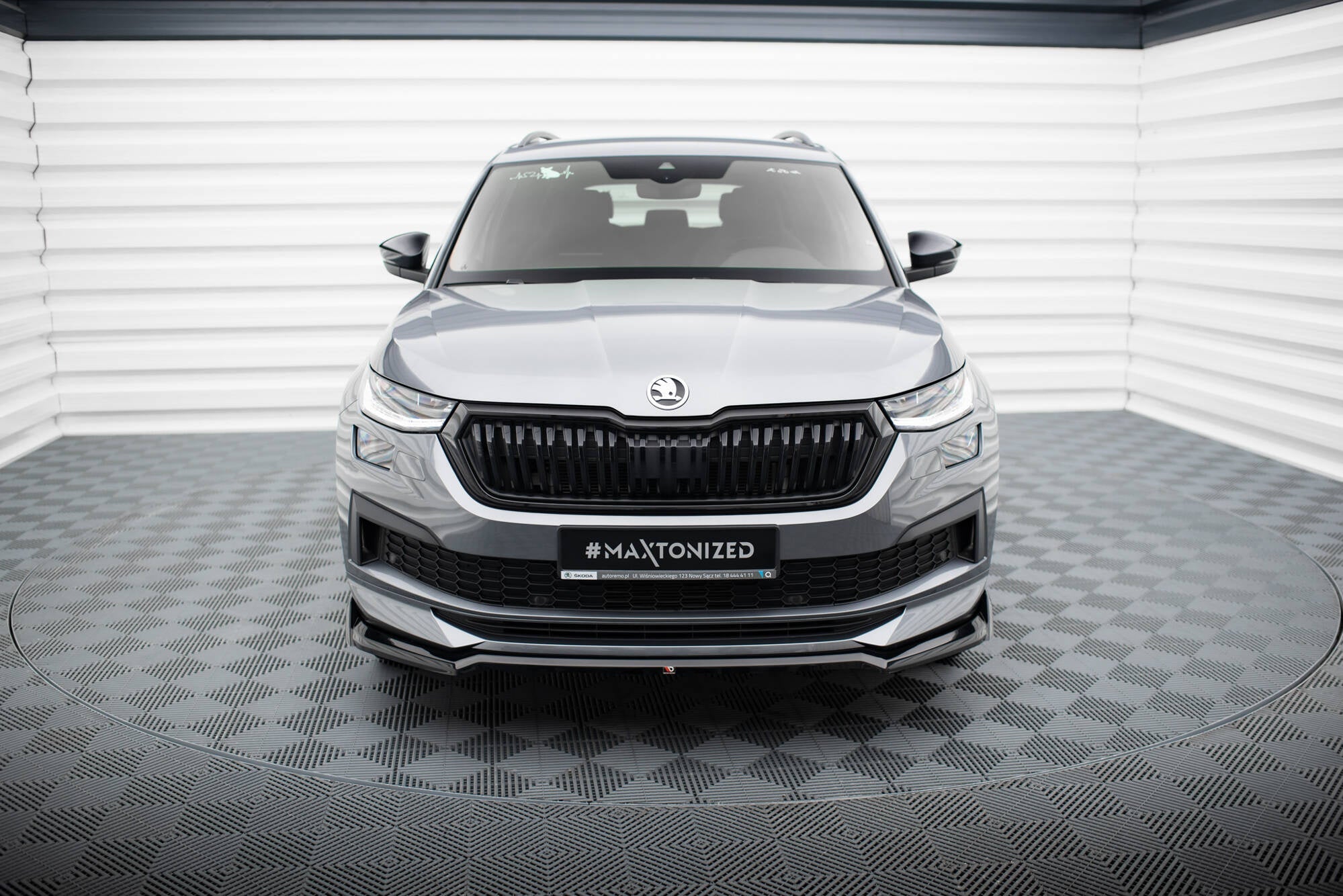 Maxton Design Splitter delantero V.2 para Skoda Kodiaq Sportline Mk1 Facelift - imagen 2