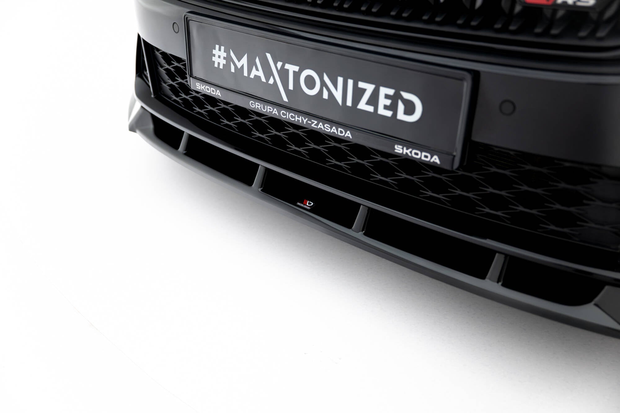 Maxton Design Splitter delantero V.2 para Skoda Octavia RS Liftback / Combi Mk4 Facelift - imagen 4