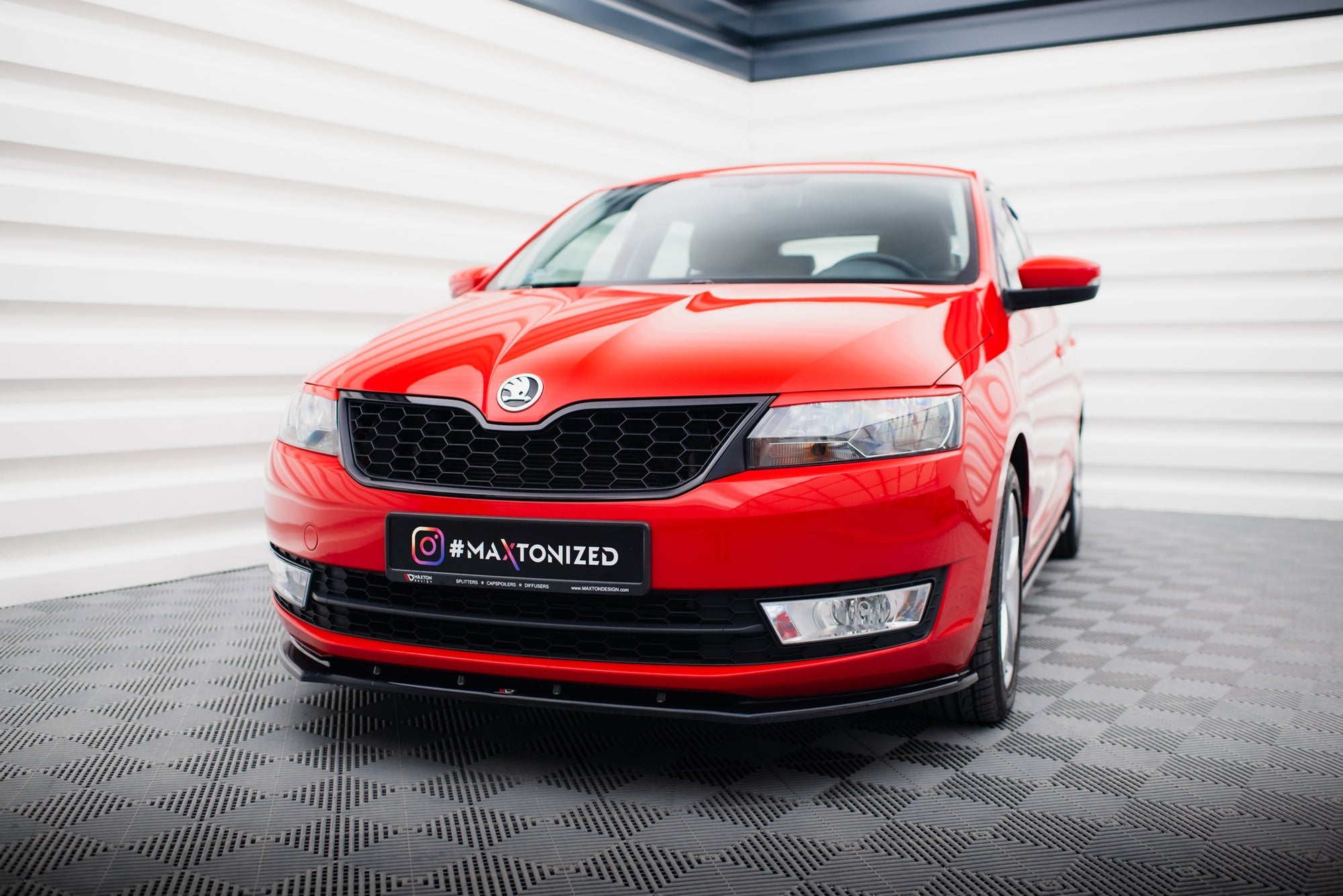 Maxton Design Splitter delantero V.2 para Skoda Rapid - imagen 1