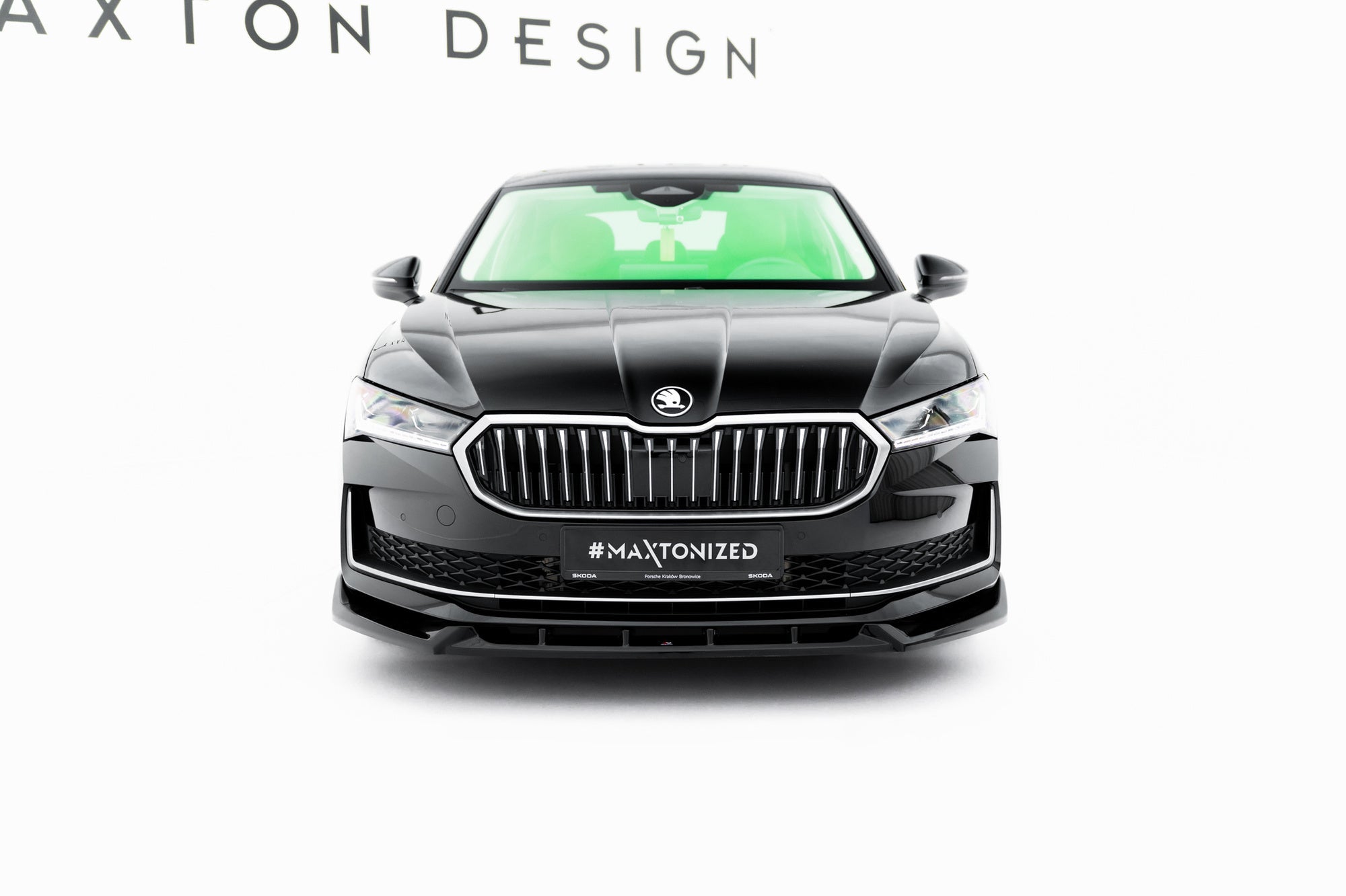 Maxton Design Splitter delantero V.2 para Skoda Superb Mk4 - imagen 2
