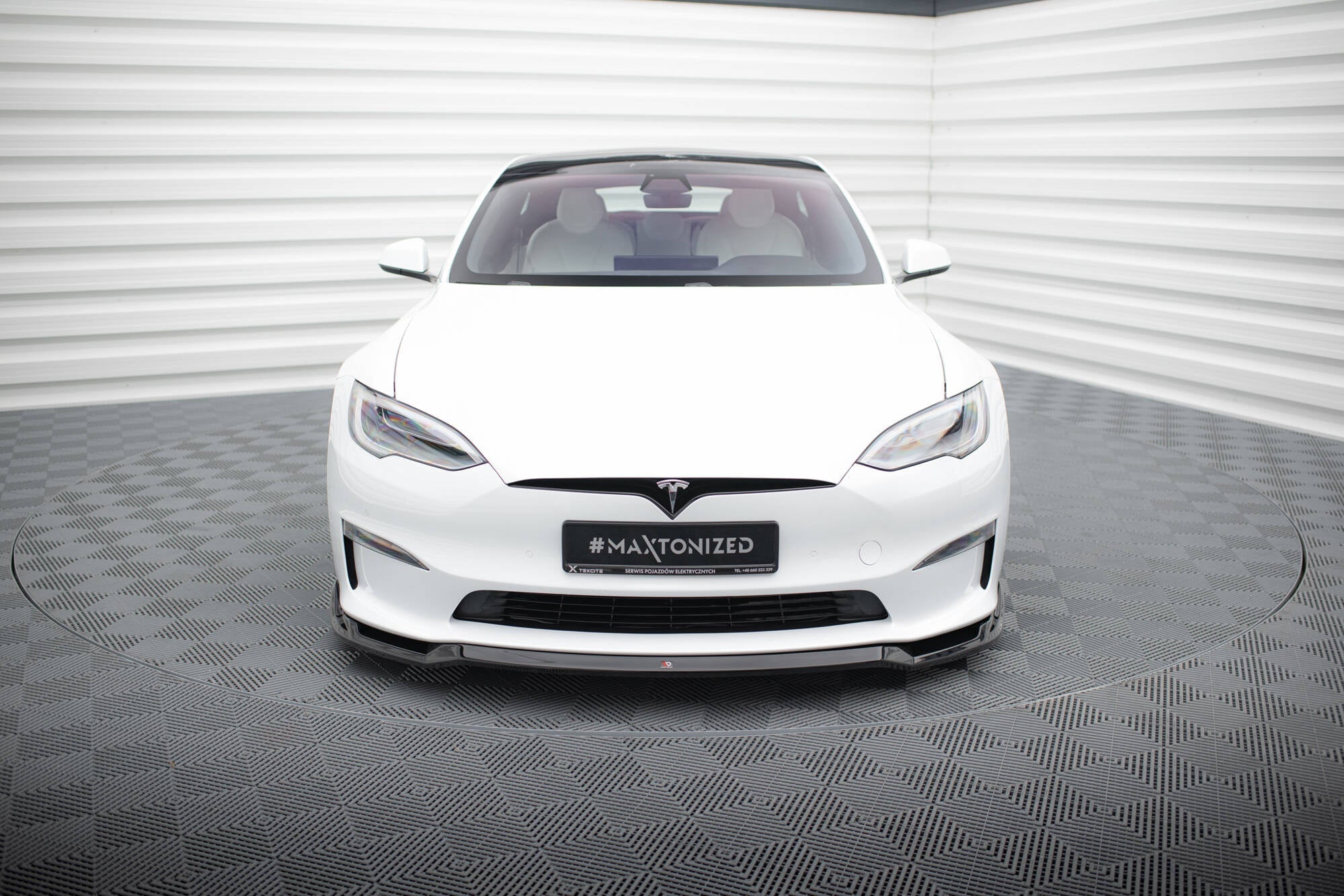 Maxton Design Splitter delantero V.2 para Tesla Model S Plaid Mk1 Facelift - imagen 2