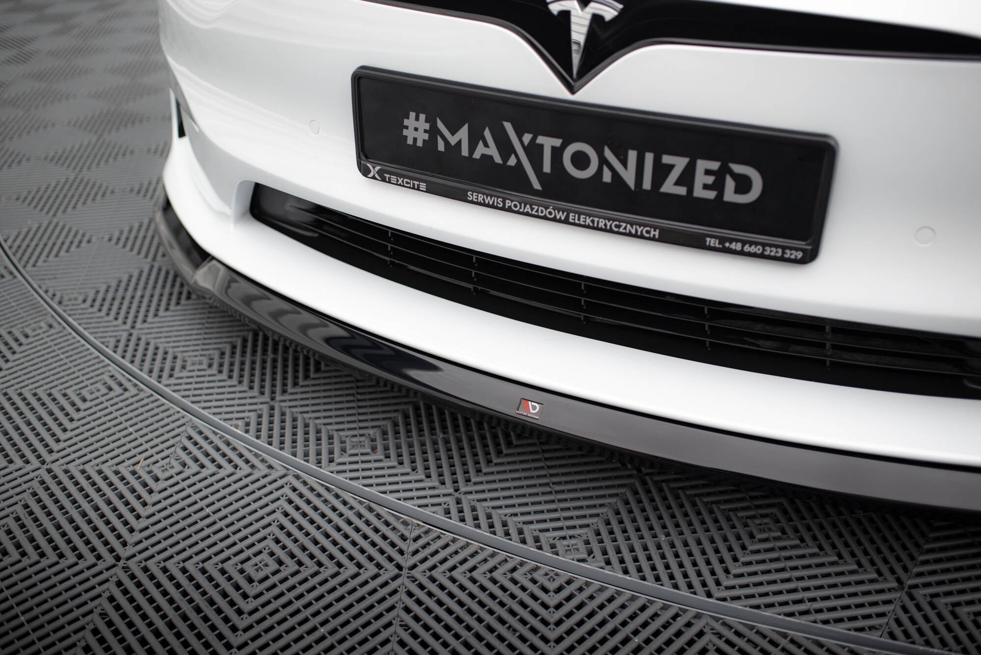 Maxton Design Splitter delantero V.2 para Tesla Model S Plaid Mk1 Facelift - imagen 3