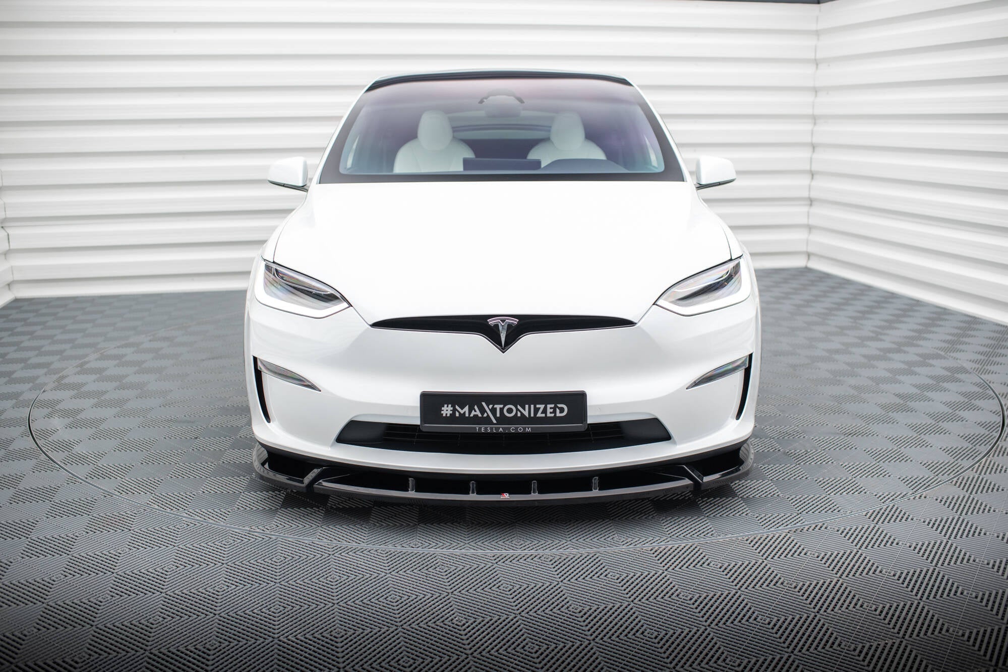 Maxton Design Splitter delantero V.2 para Tesla Model X Mk1 Facelift - imagen 2
