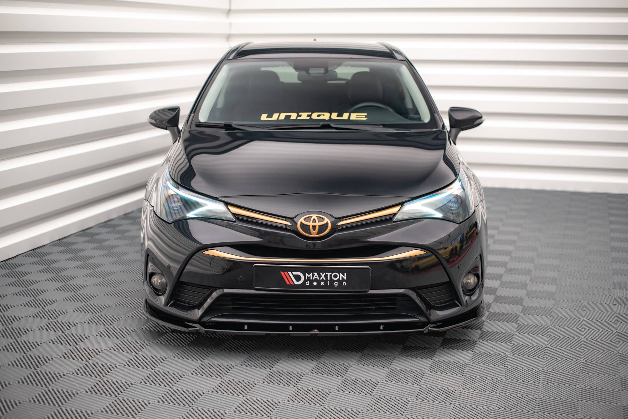 Maxton Design Splitter delantero V.2 para Toyota Avensis Mk3 Facelift - imagen 2