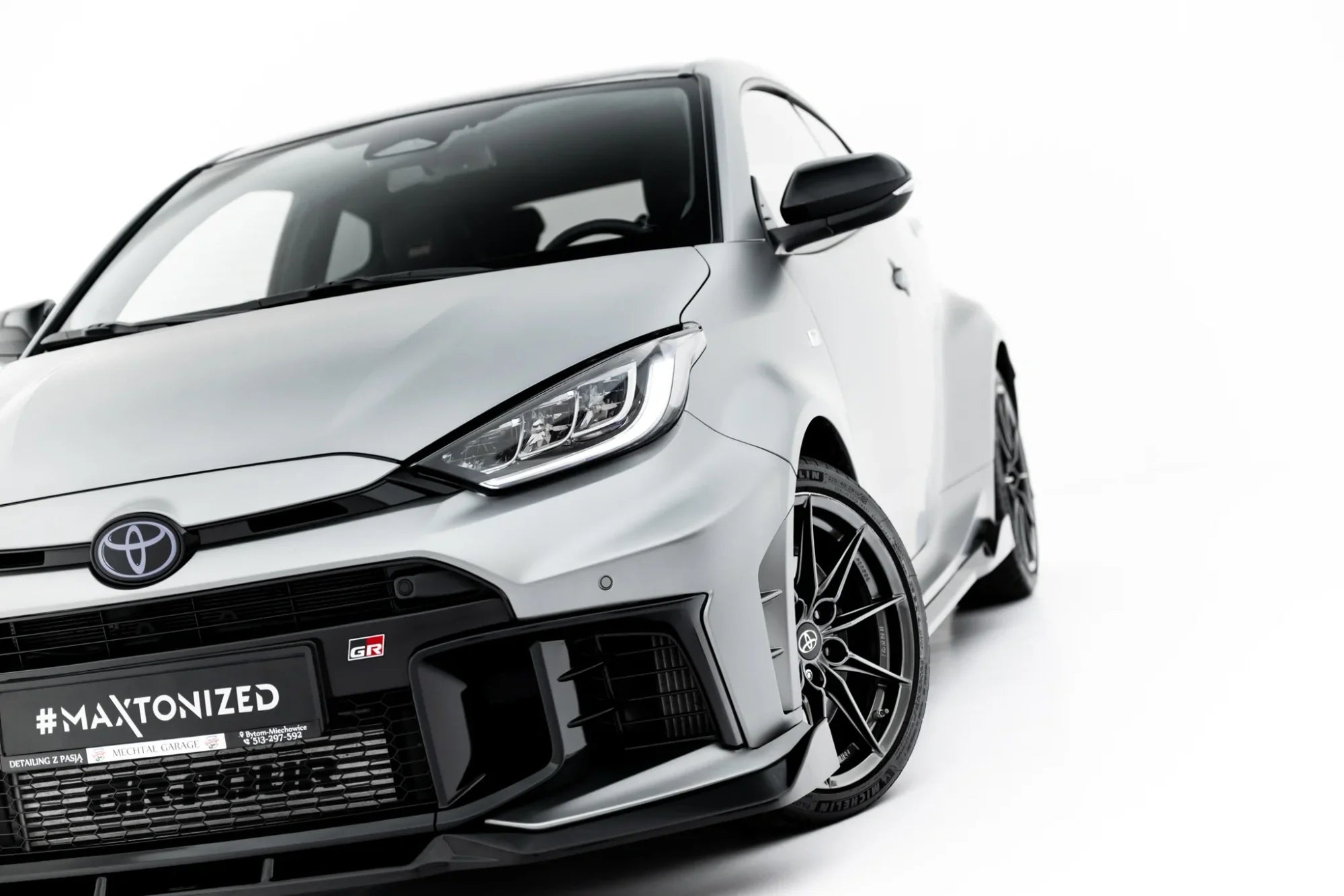 Maxton Design Splitter delantero V.2 para Toyota GR Yaris Mk4 Facelift - imagen 4