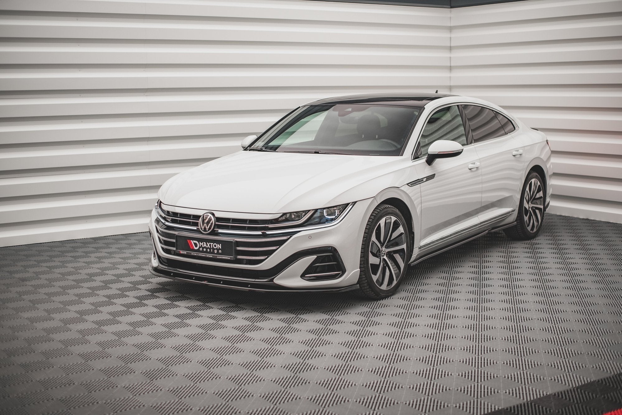 Maxton Design Splitter delantero V.2 para Volkswagen Arteon R-Line Sedan / Shooting Brake Mk1 Facelift - imagen 1