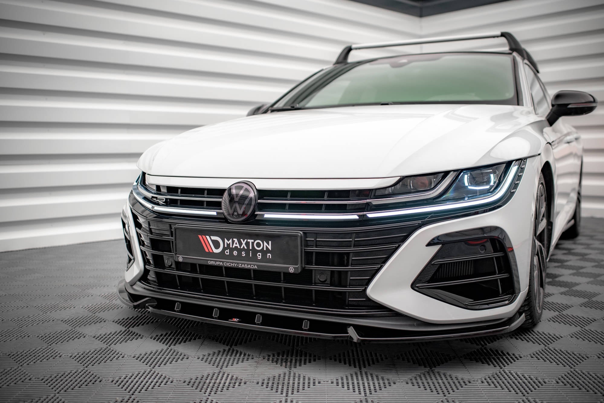 Maxton Design Splitter delantero V.2 para Volkswagen Arteon R Sedan / Shooting Brake Mk1 Facelift - imagen 1
