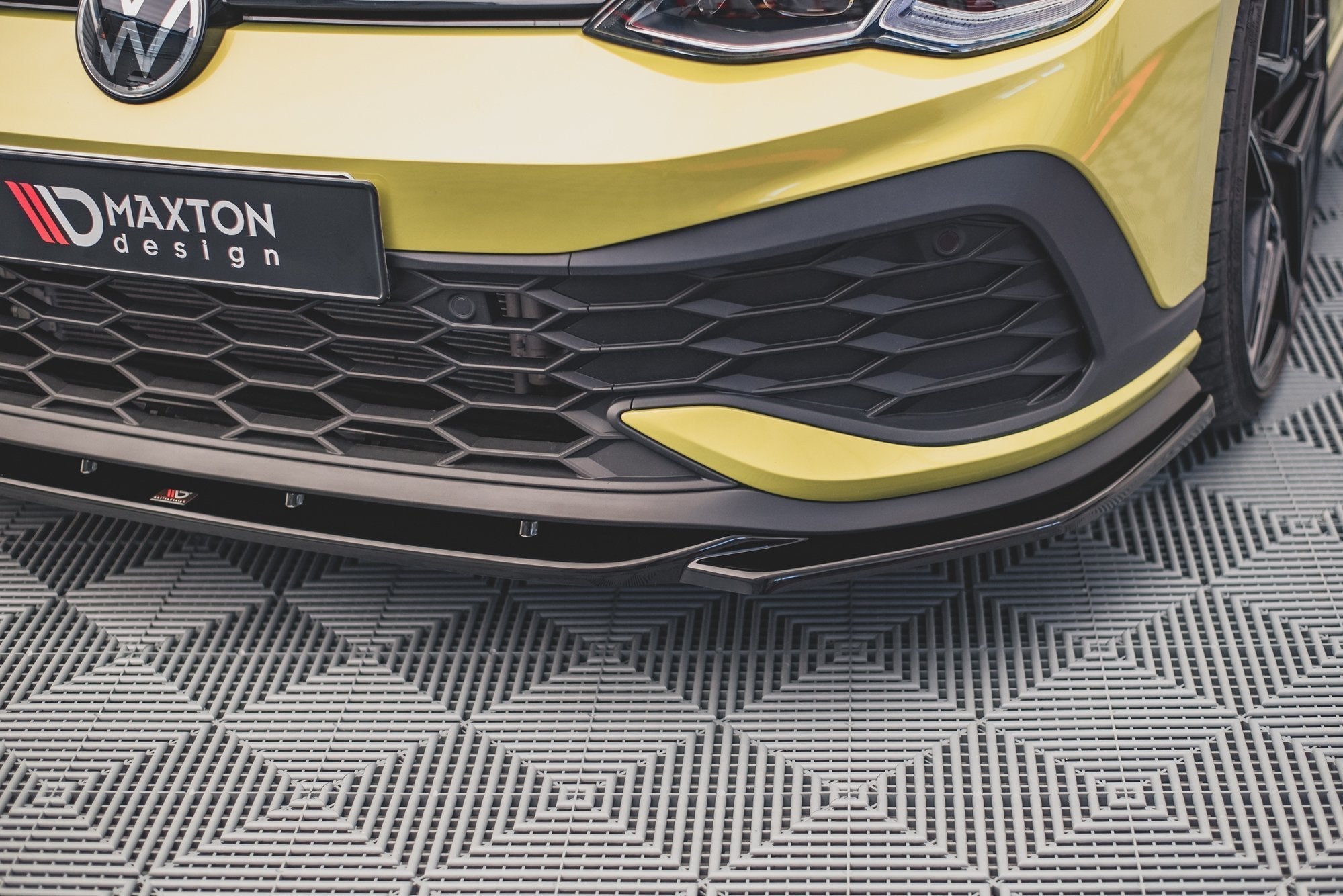 Maxton Design Splitter delantero V.2 para Volkswagen Golf GTI Clubsport Mk8 - imagen 2