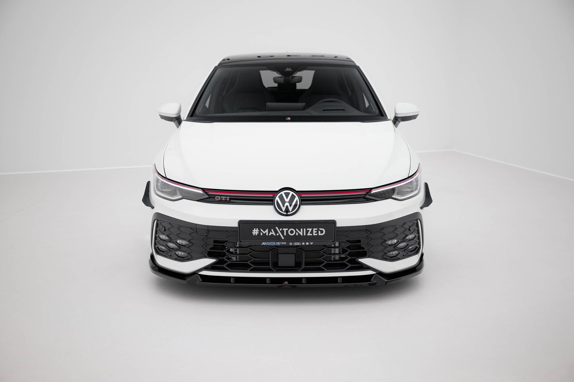 Maxton Design Splitter delantero V.2 para Volkswagen Golf GTI / GTE / R-Line Mk8 Facelift - imagen 2