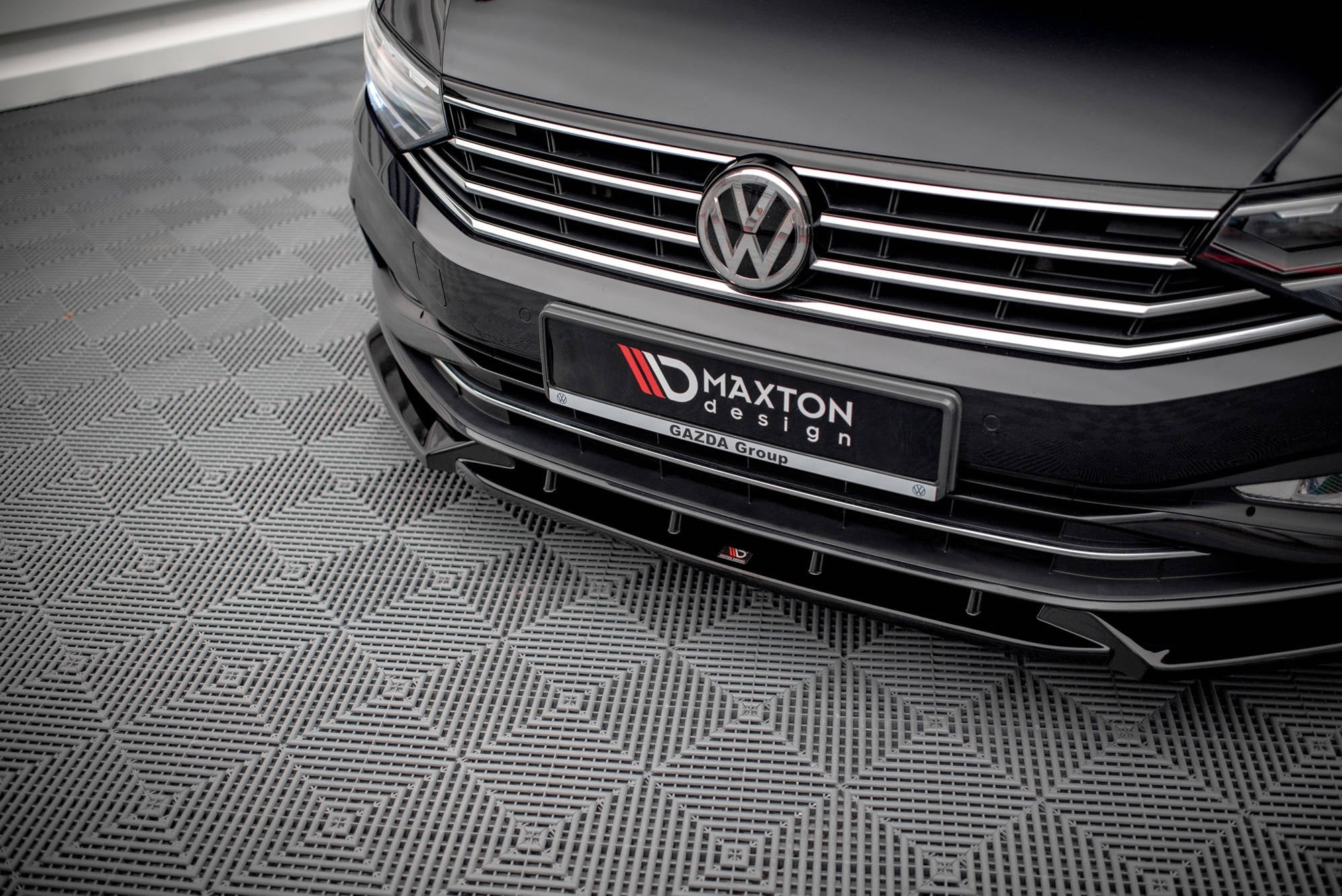 Maxton Design Splitter delantero V.2 para Volkswagen Passat B8 Facelift - imagen 3