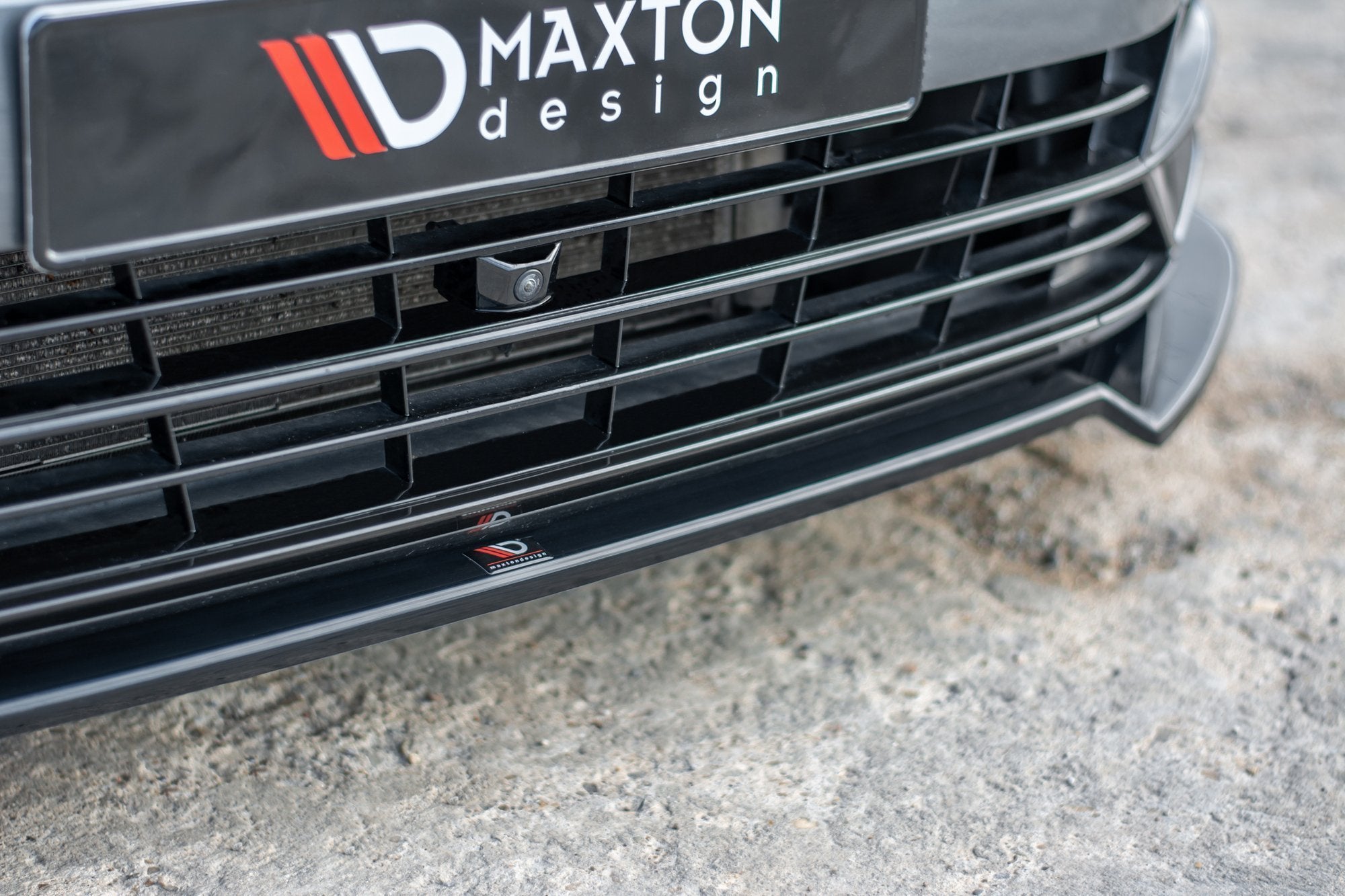 Maxton Design Splitter delantero V.2 para Volkswagen Passat R-Line B8 - imagen 4