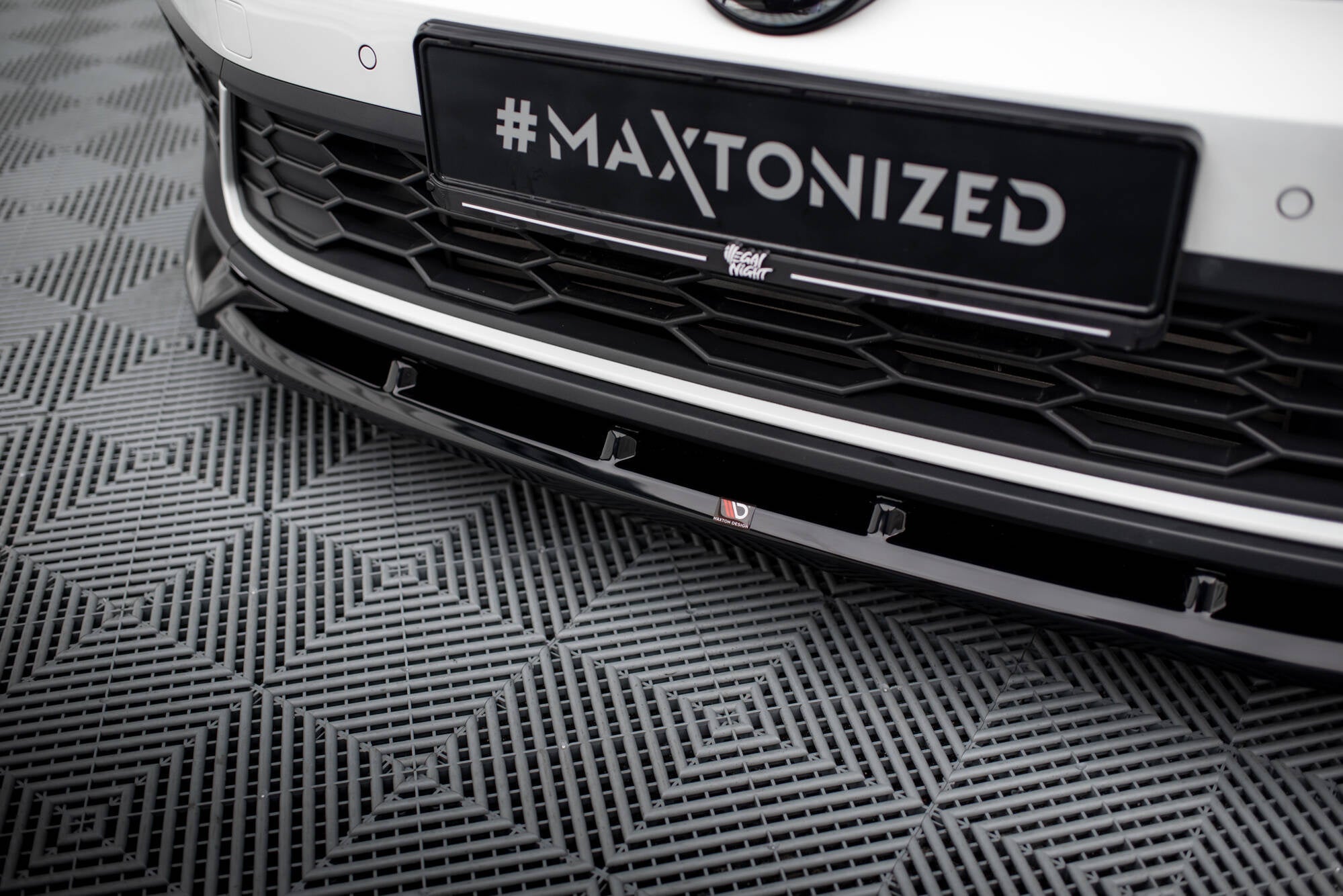Maxton Design Splitter delantero V.2 para Volkswagen Polo GTI Mk6 Facelift - imagen 3