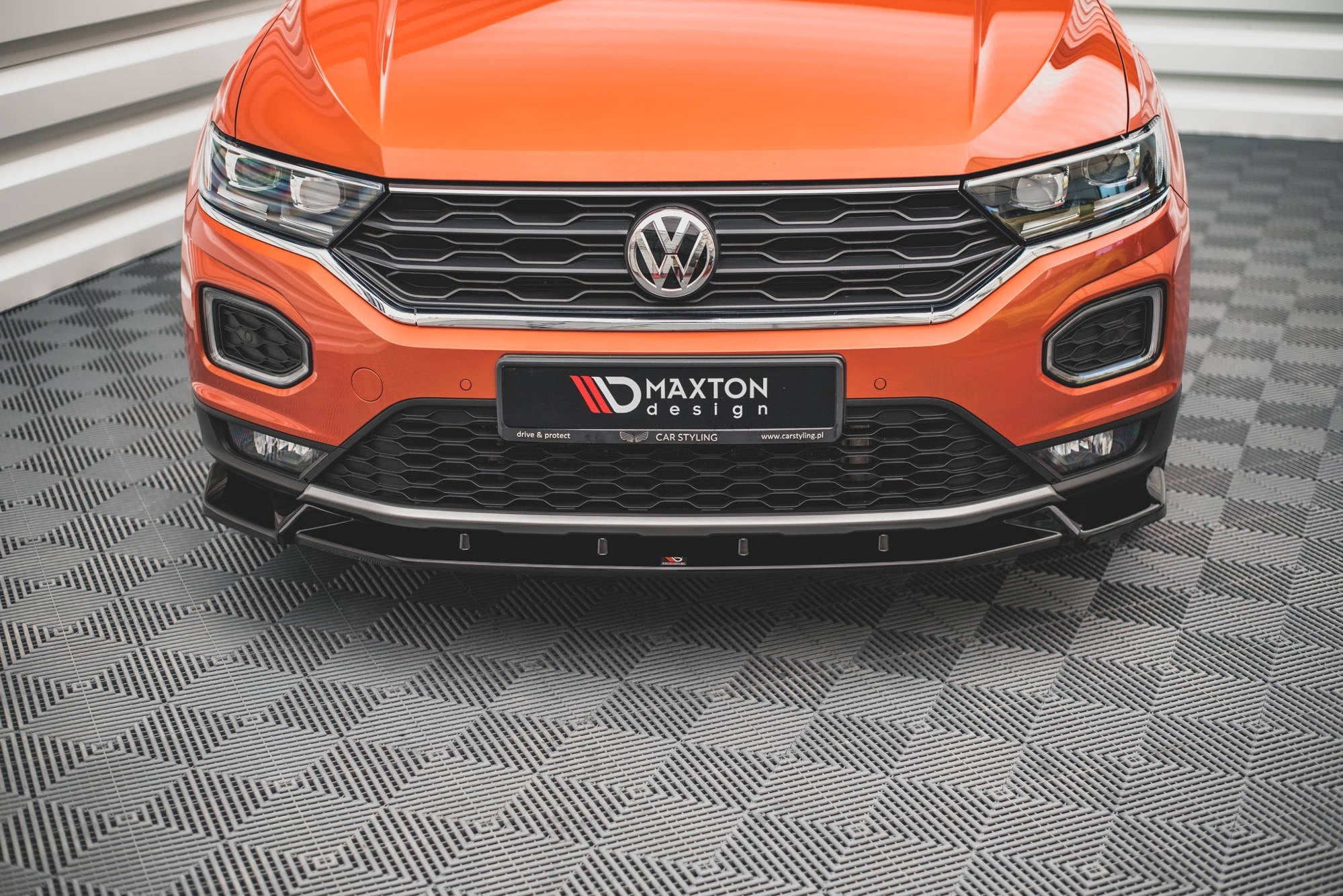 Maxton Design Splitter delantero V.2 para Volkswagen T-Roc Mk1 - imagen 2