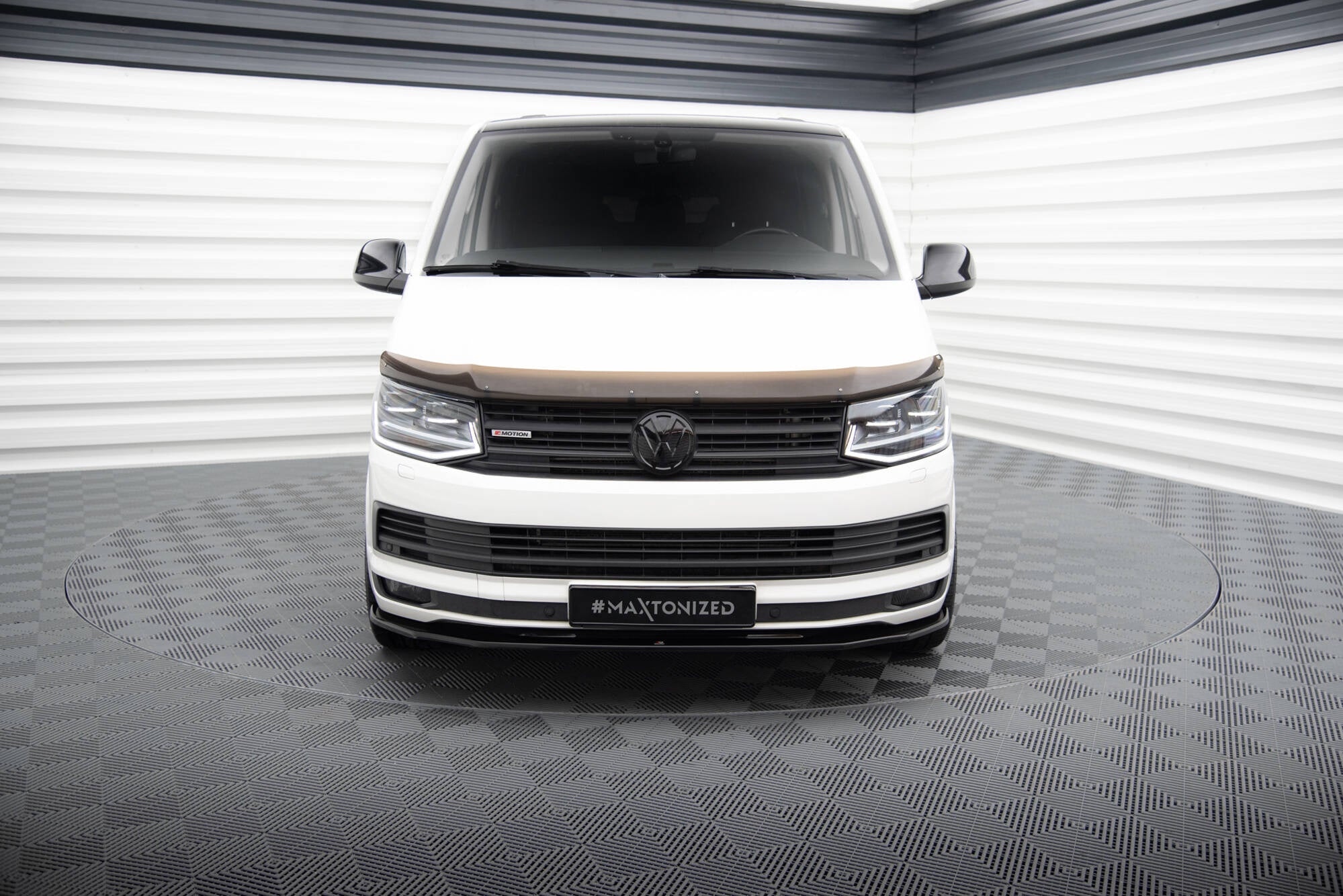 Maxton Design Splitter delantero V.2 para Volkswagen T6 - imagen 2