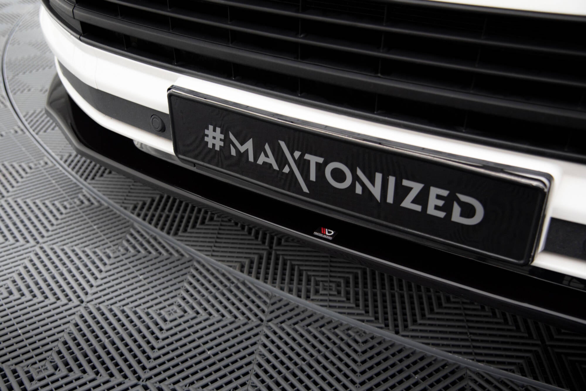 Maxton Design Splitter delantero V.2 para Volkswagen T6 - imagen 3