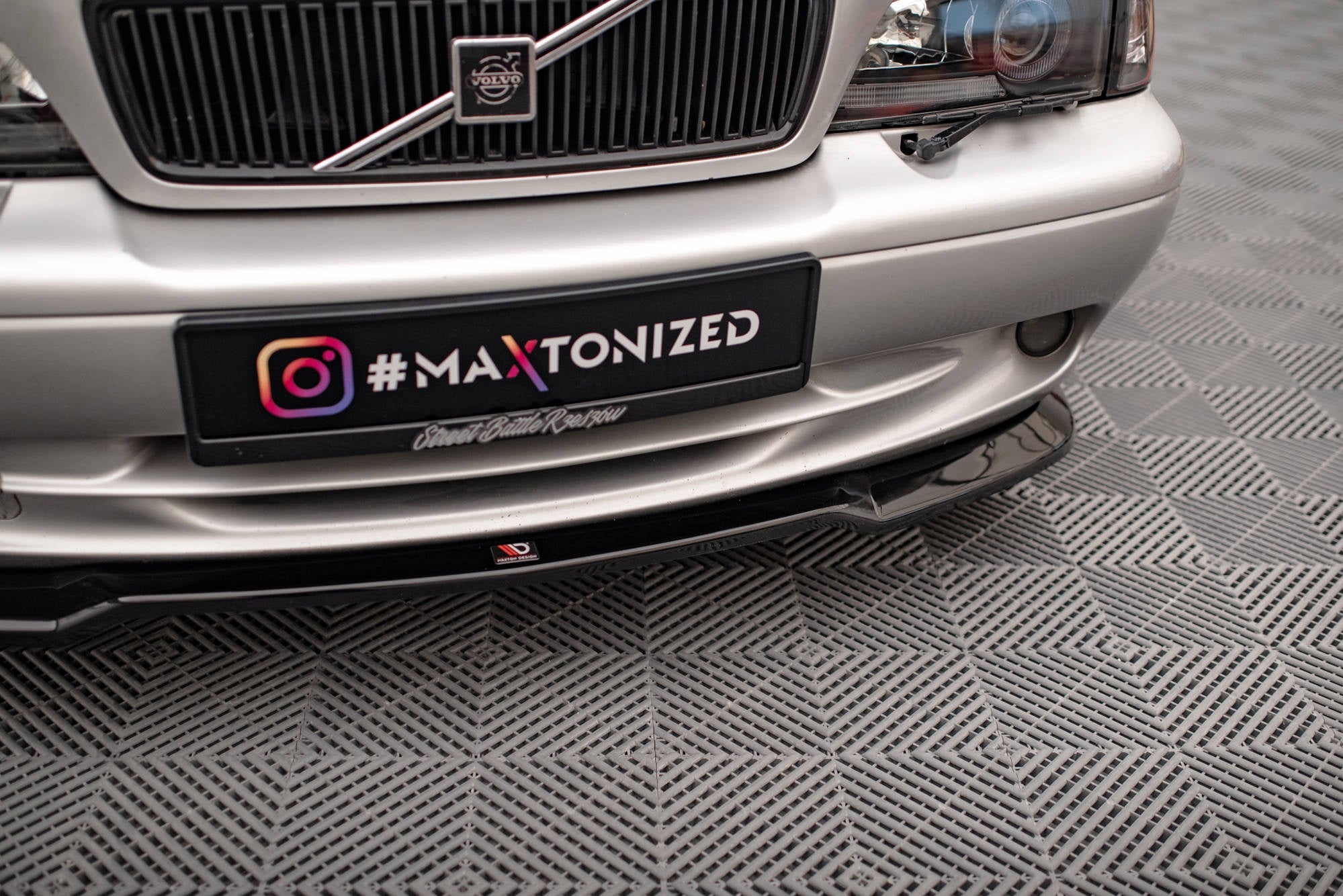 Maxton Design Splitter delantero V.2 para Volvo C70 Mk1 - imagen 3