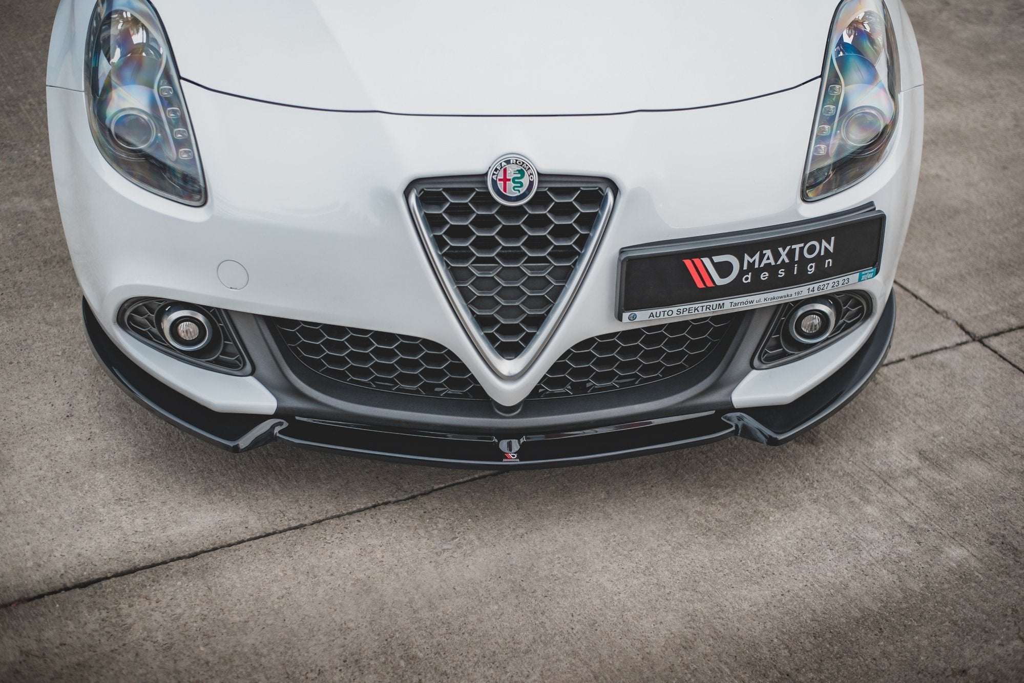 Maxton Design Splitter delantero V.3 para Alfa Romeo Giulietta - imagen 4