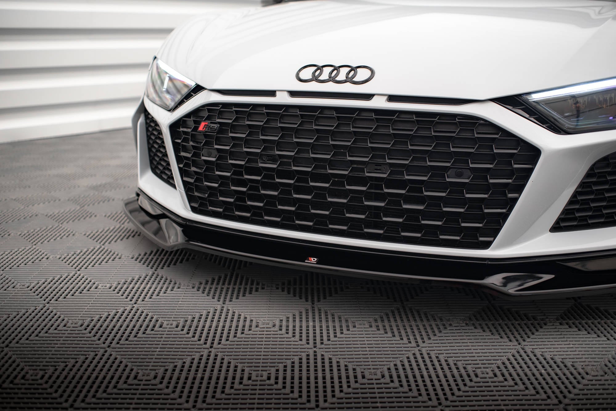 Maxton Design Splitter delantero V.3 para Audi R8 Mk2 Facelift - imagen 3