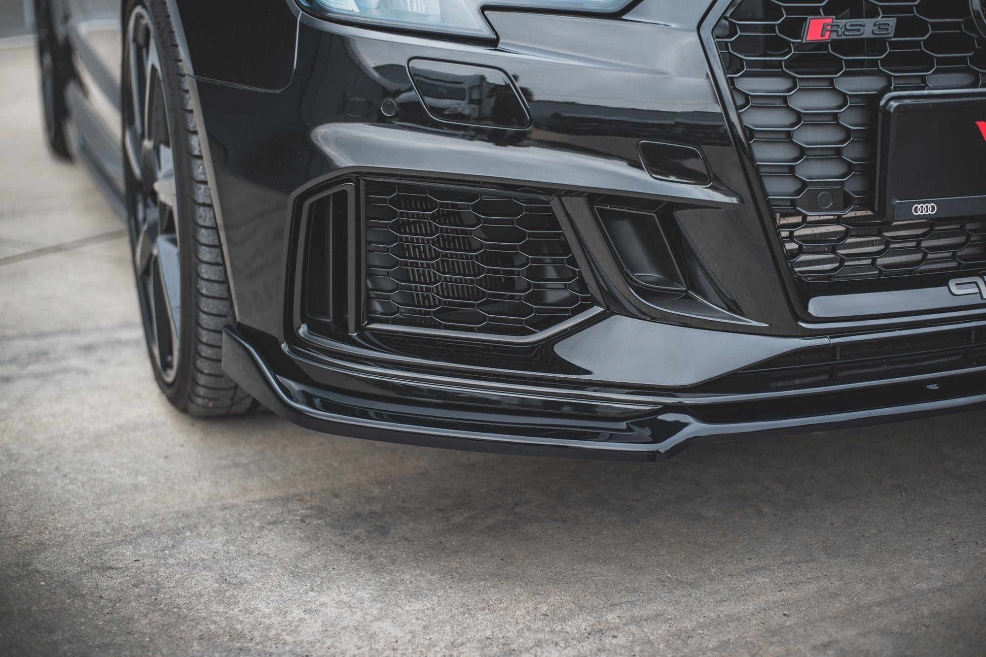 Maxton Design Splitter delantero V.3 para Audi RS3 8V Facelift Sportback - imagen 3