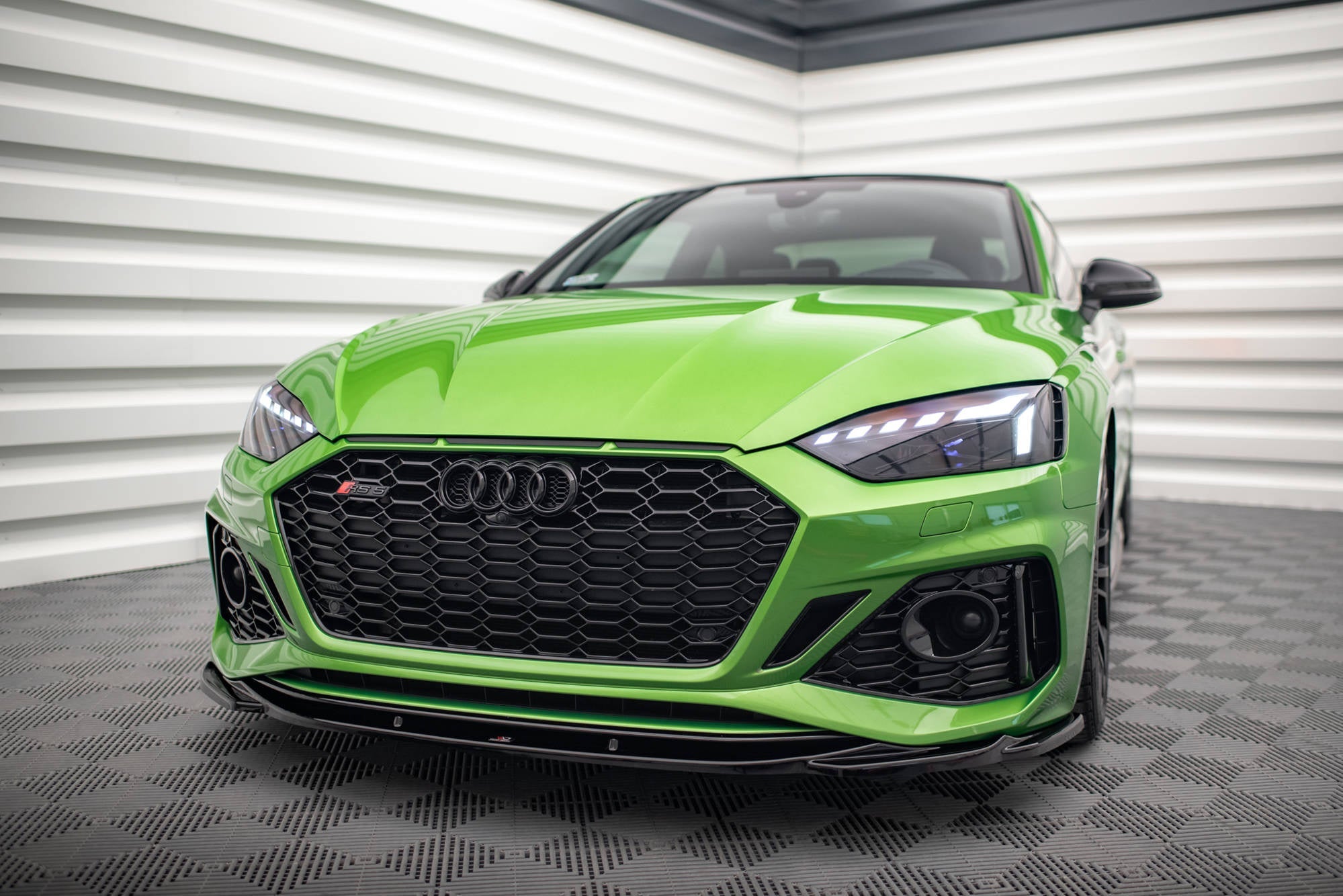 Maxton Design Splitter delantero V.3 para Audi RS5 F5 Facelift - imagen 1