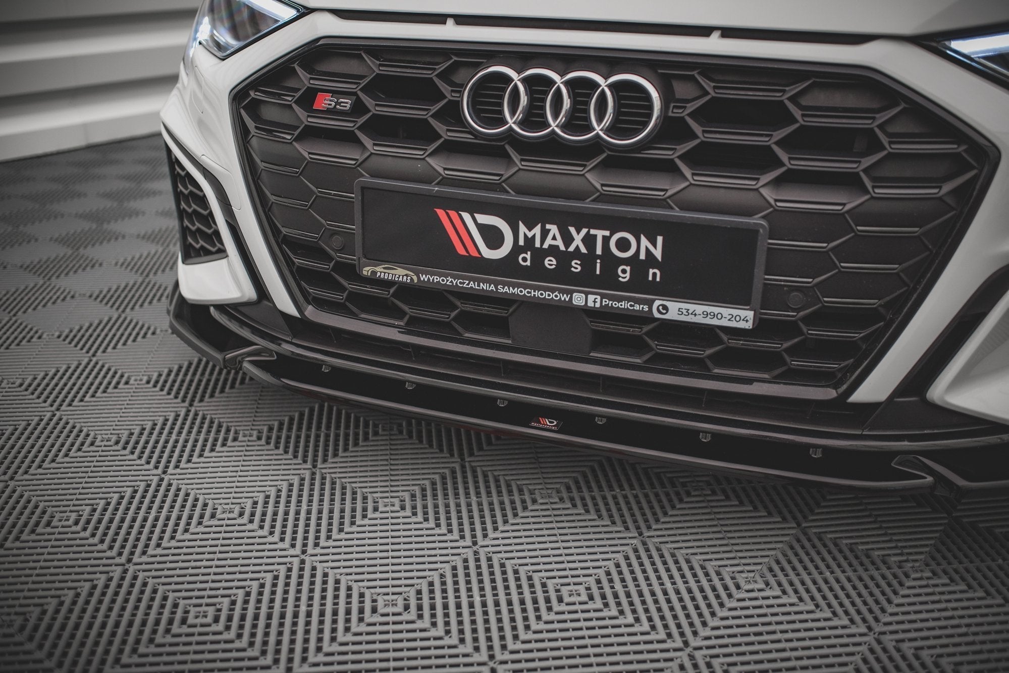 Maxton Design Splitter delantero V.3 para Audi S3 / A3 S-Line 8Y - imagen 3